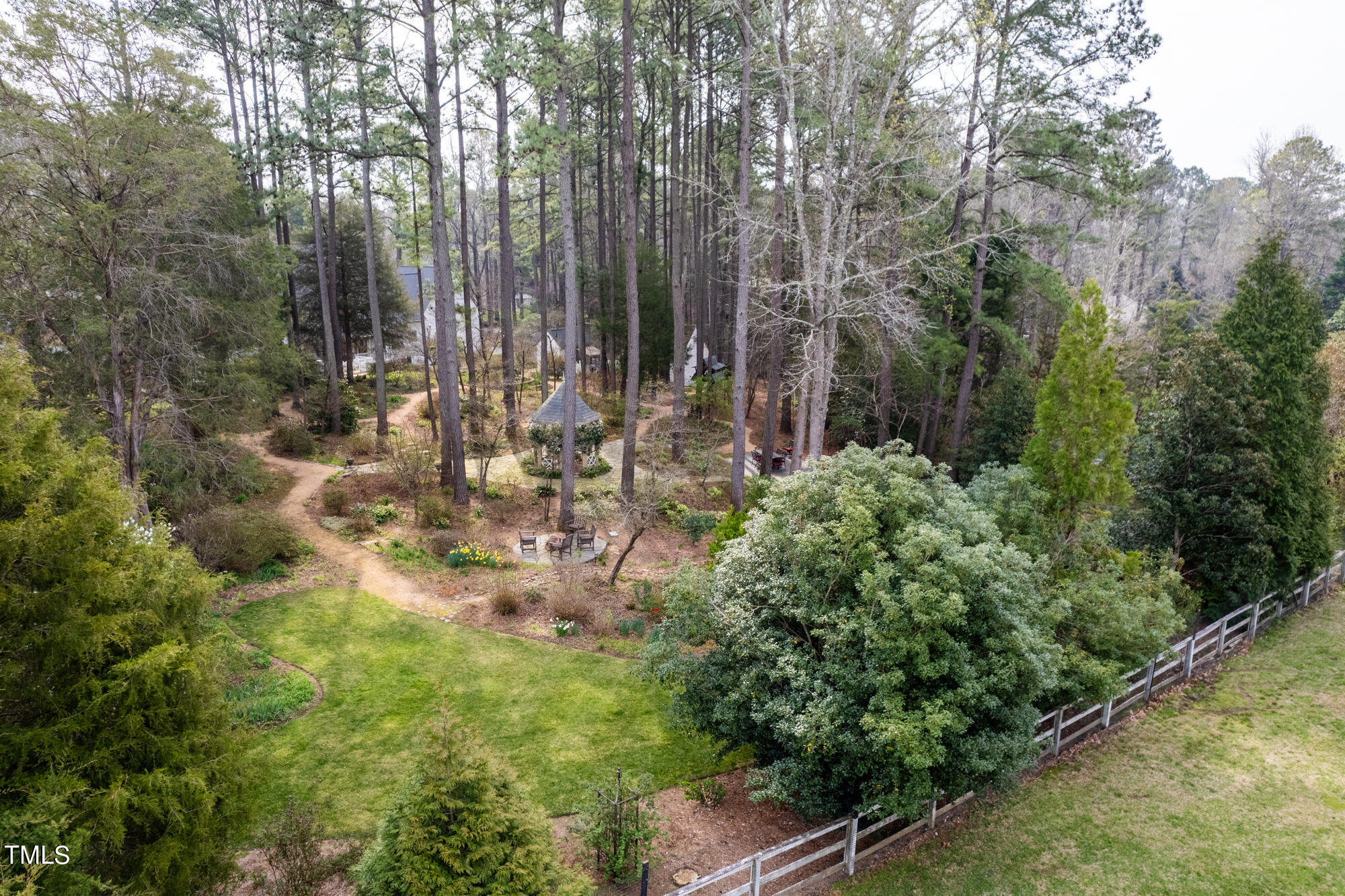 102 Sturbridge Lane