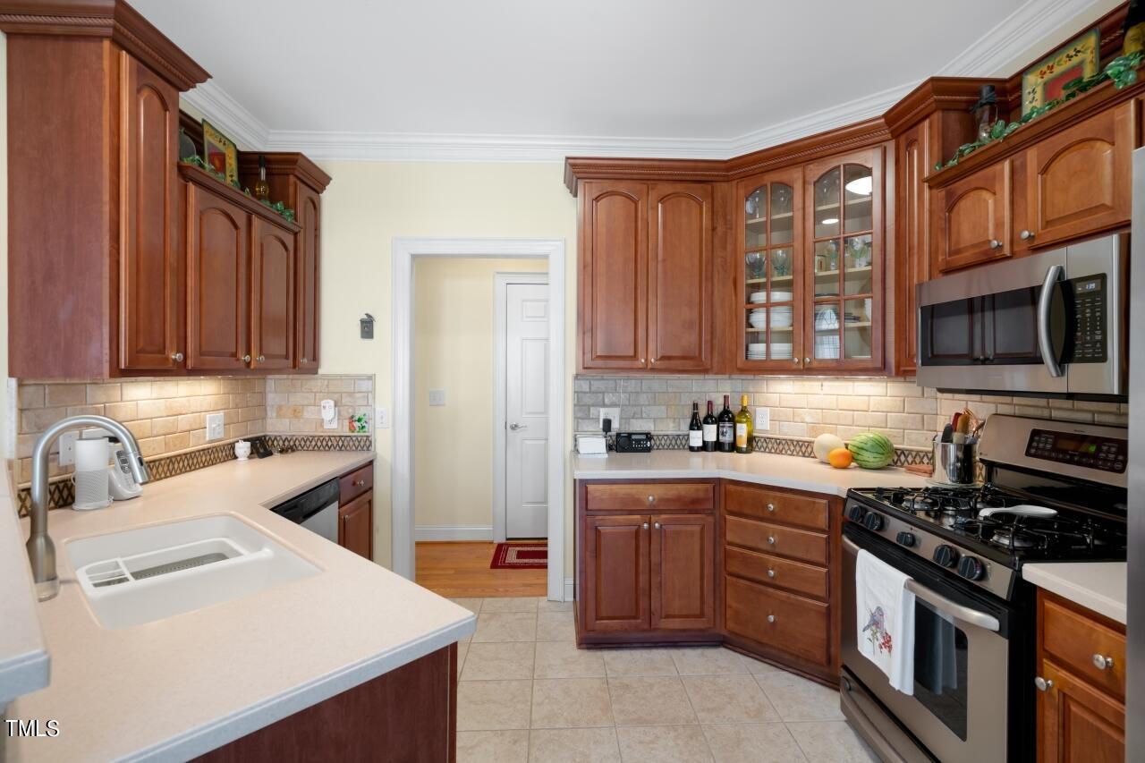 25 Georgetown Woods Drive