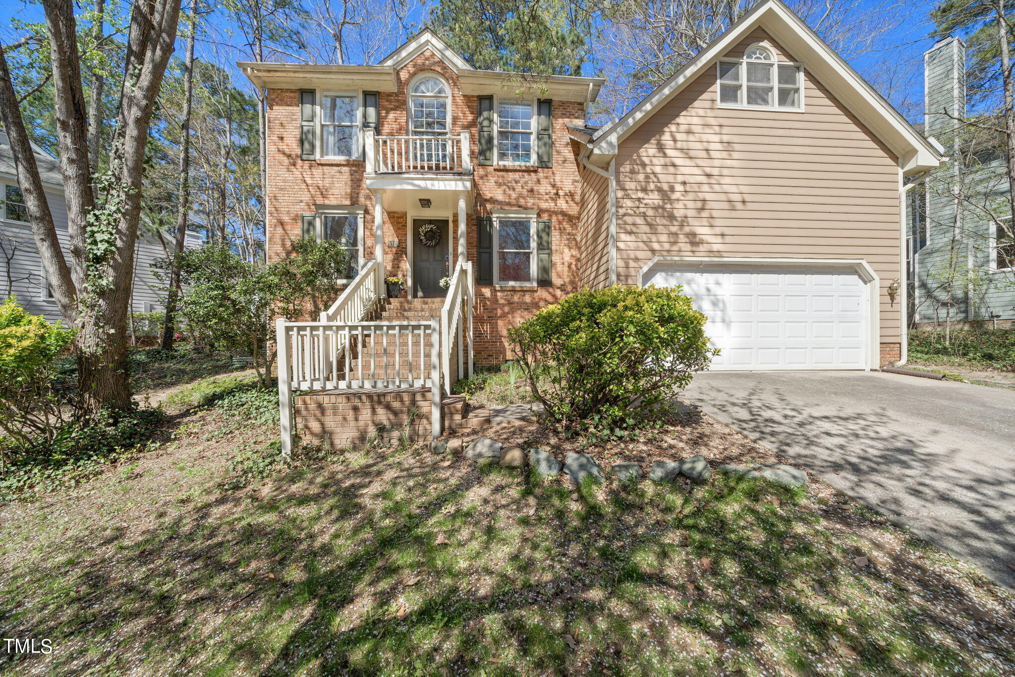 5126 Oakbrook Drive