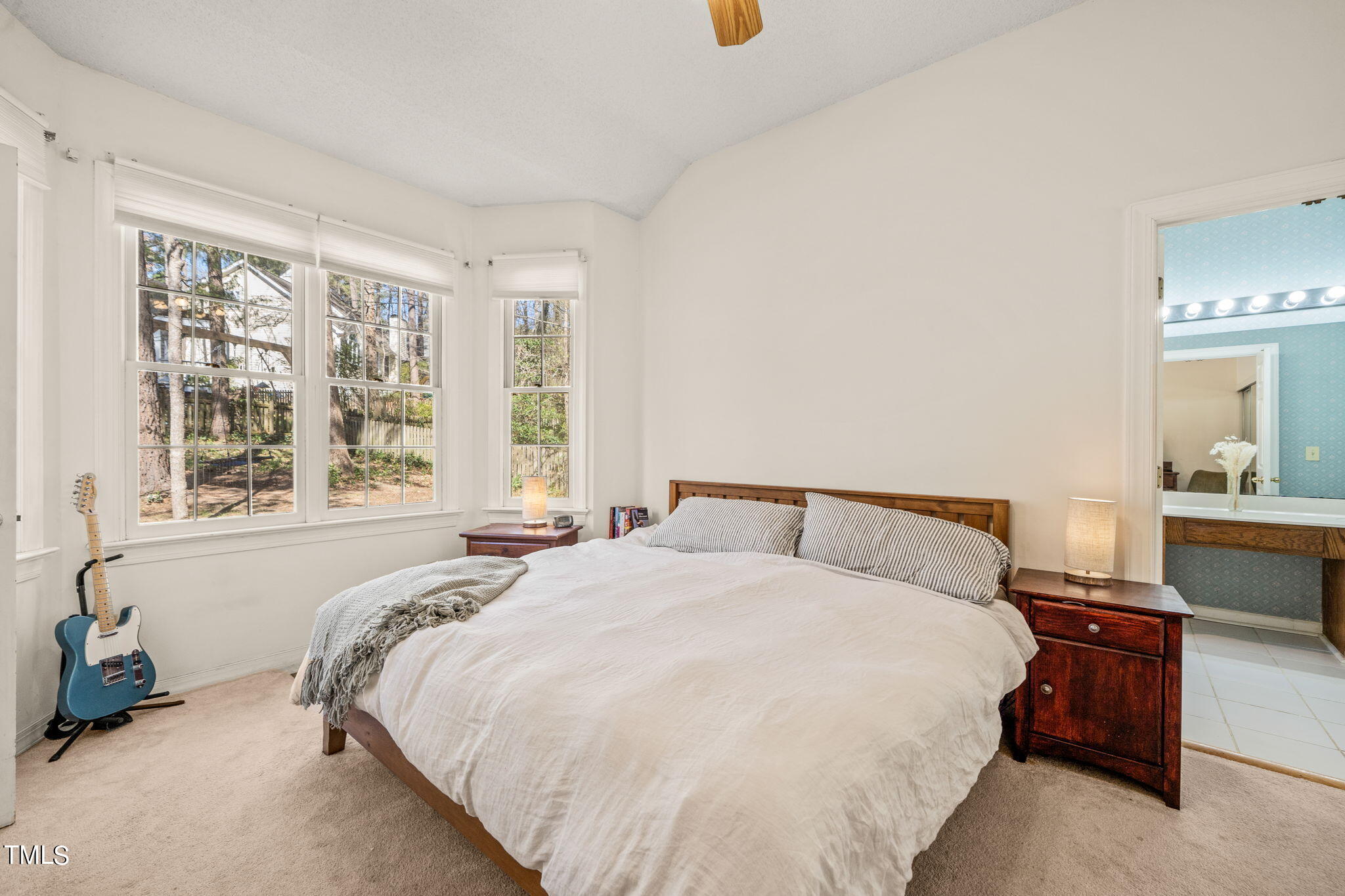 5126 Oakbrook Drive