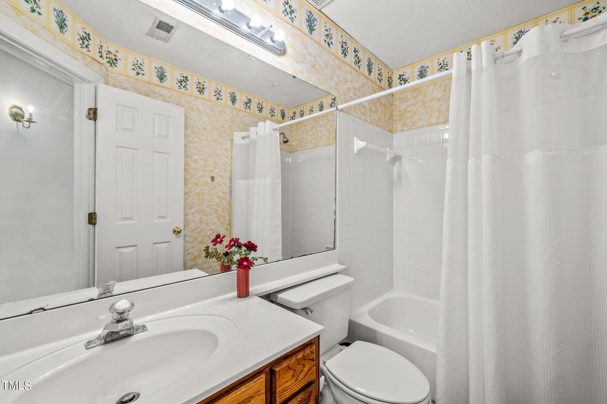 5126 Oakbrook Drive