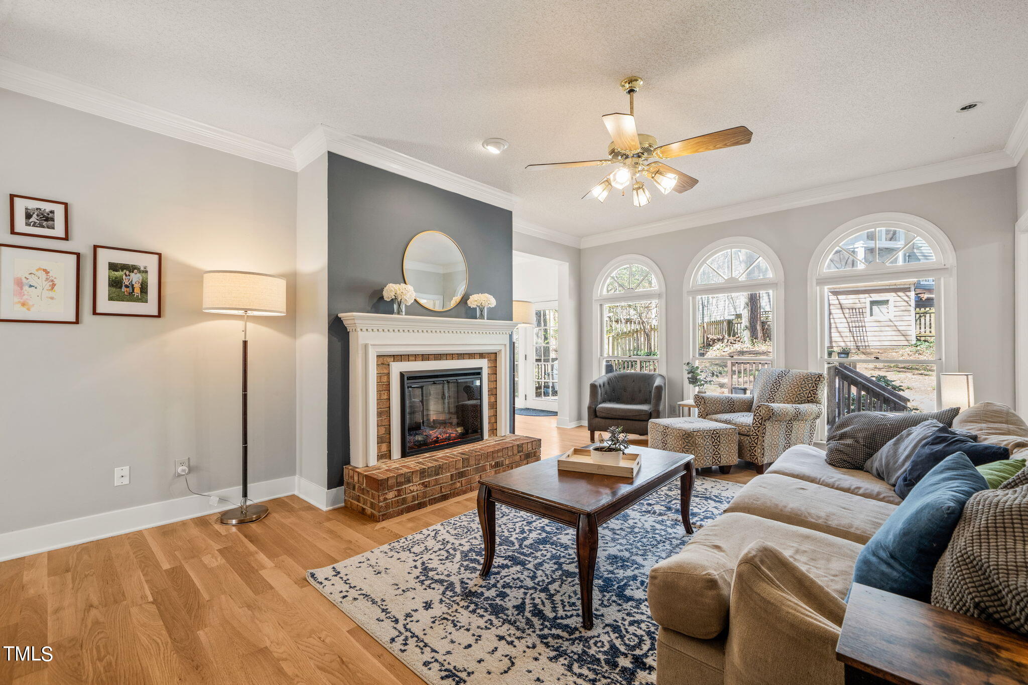 5126 Oakbrook Drive