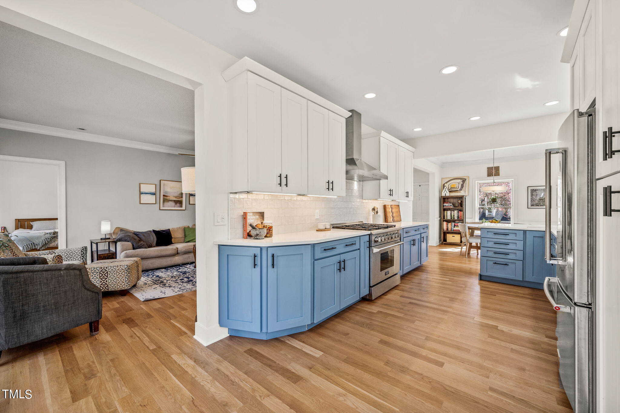 5126 Oakbrook Drive