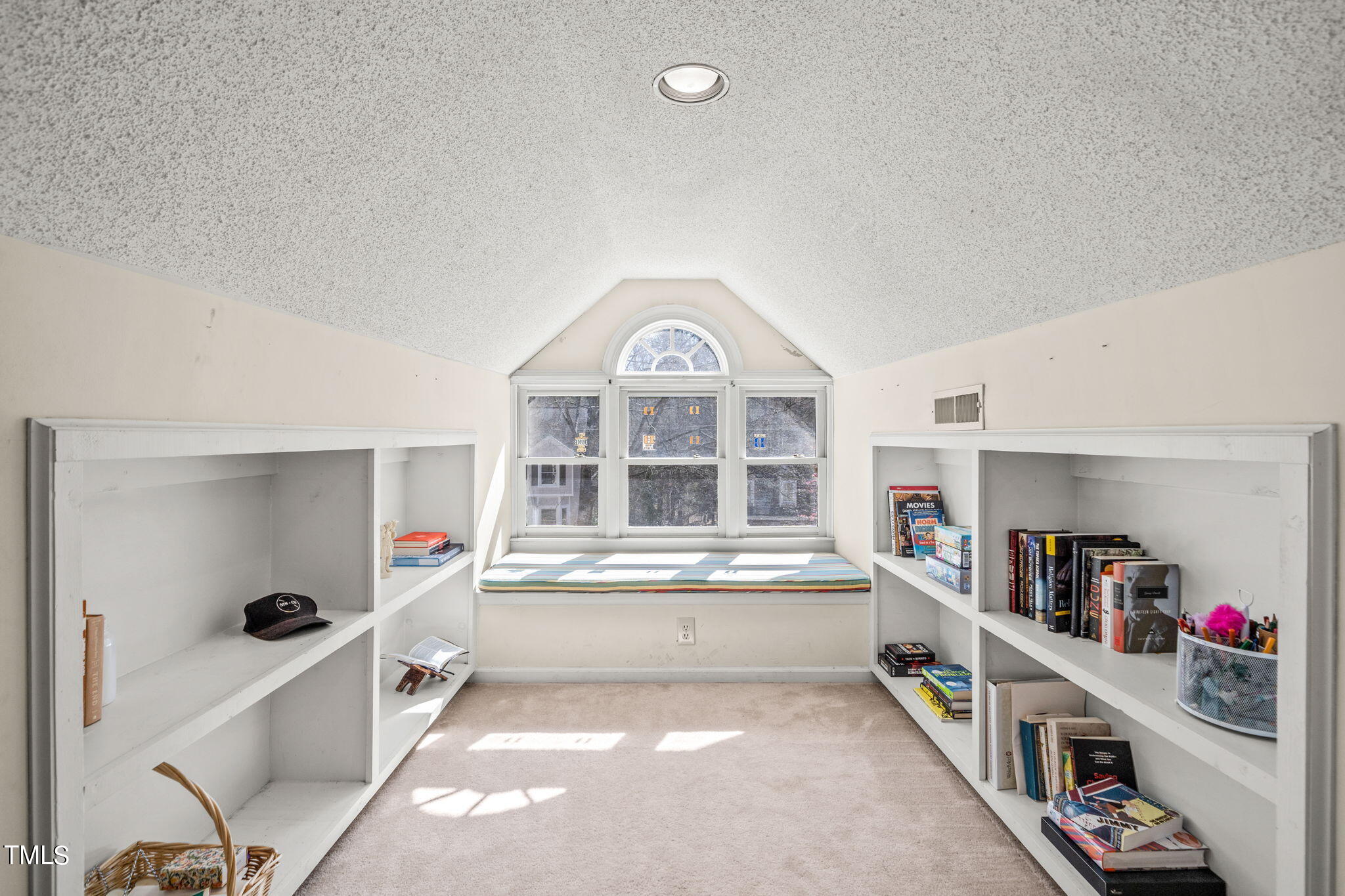 5126 Oakbrook Drive