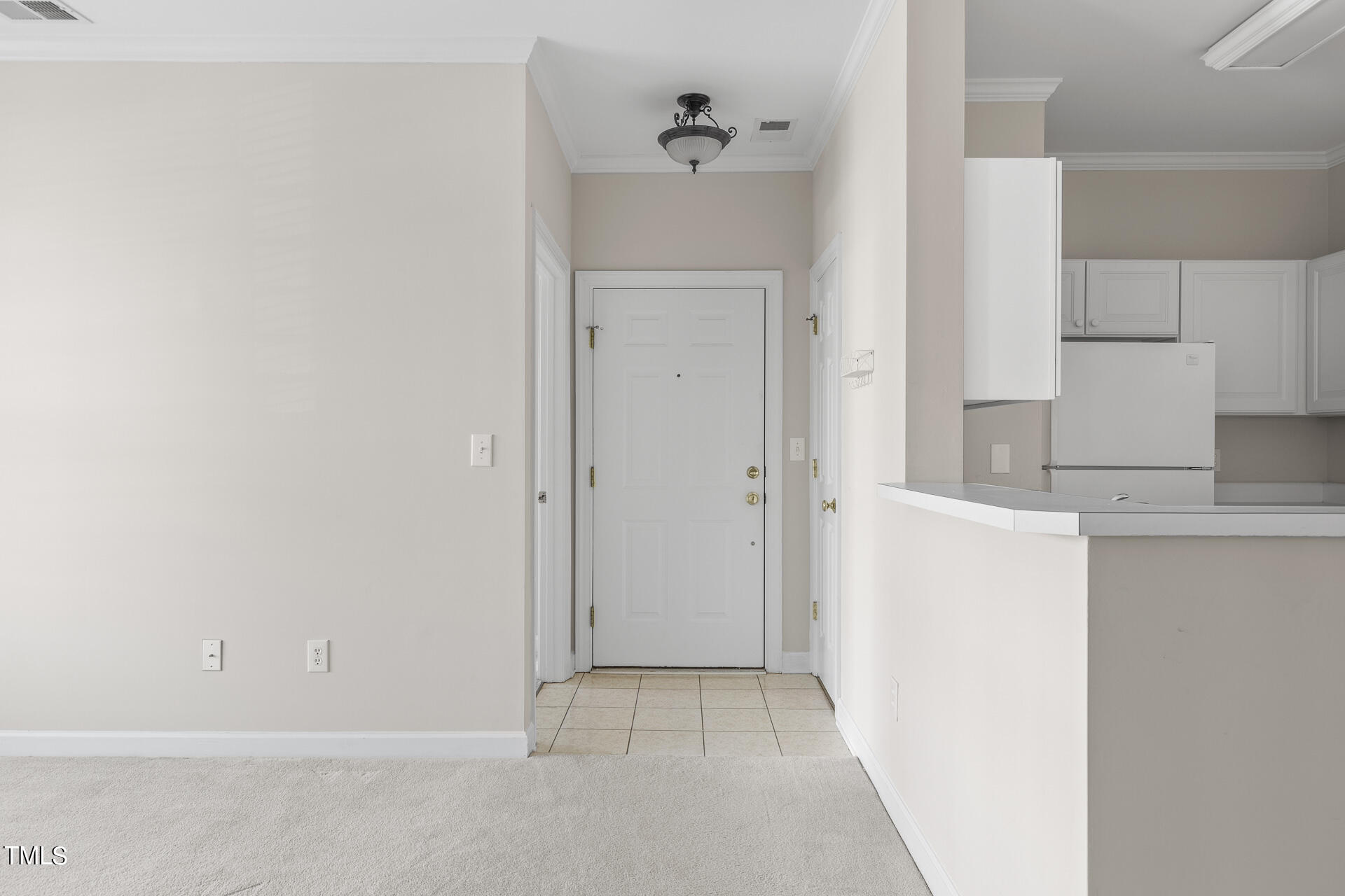 520 Aberdeen Drive # 304