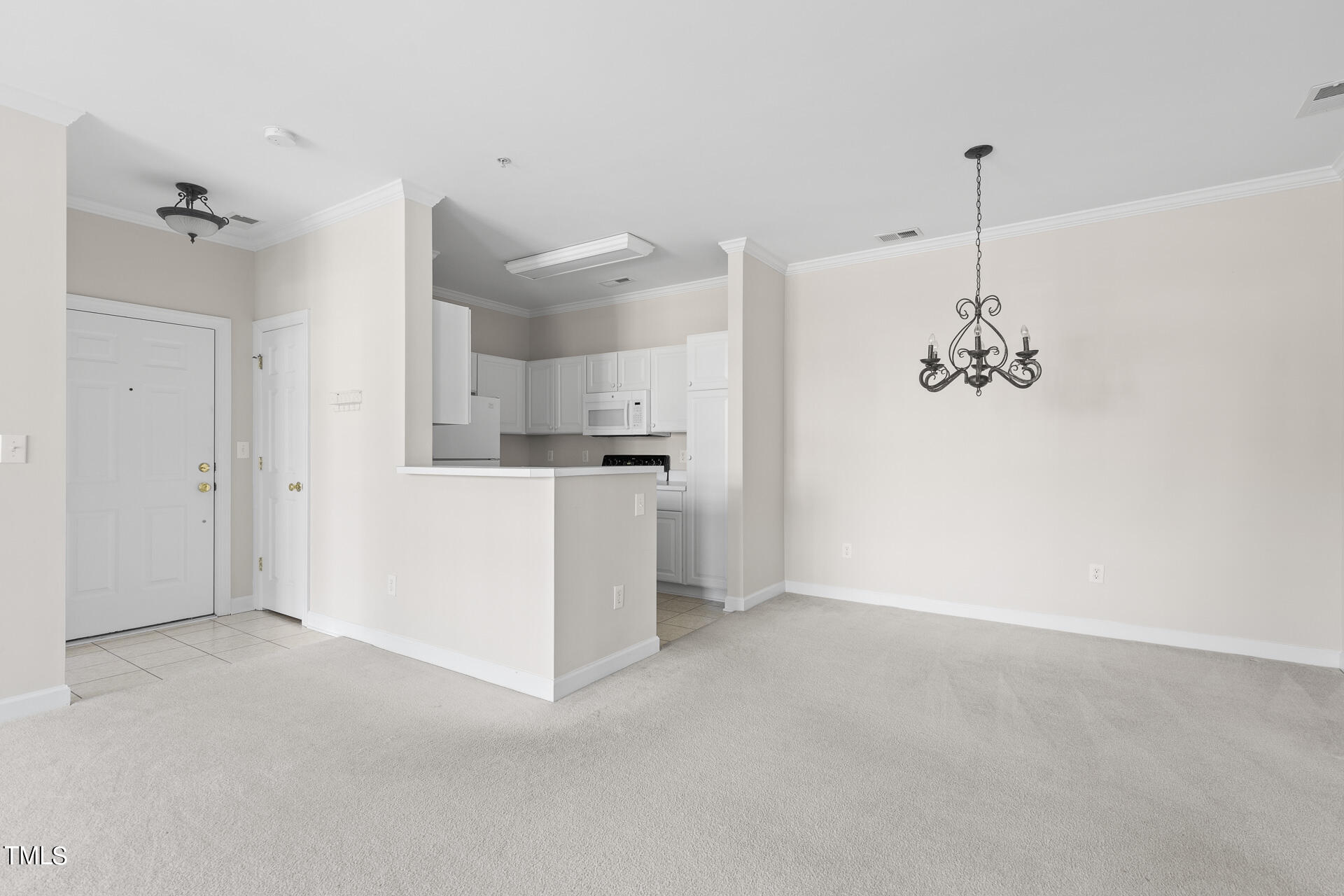 520 Aberdeen Drive # 304