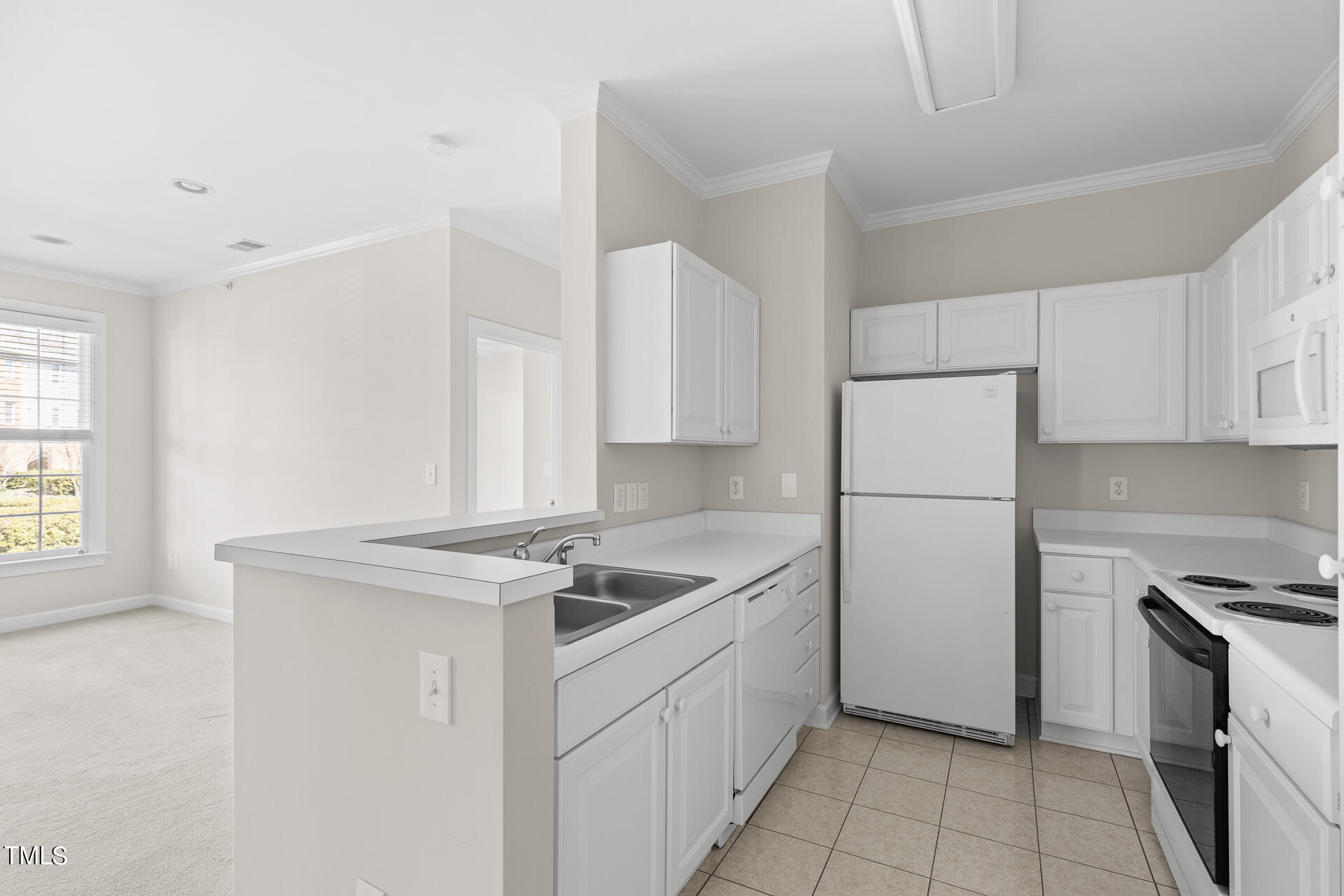 520 Aberdeen Drive # 304