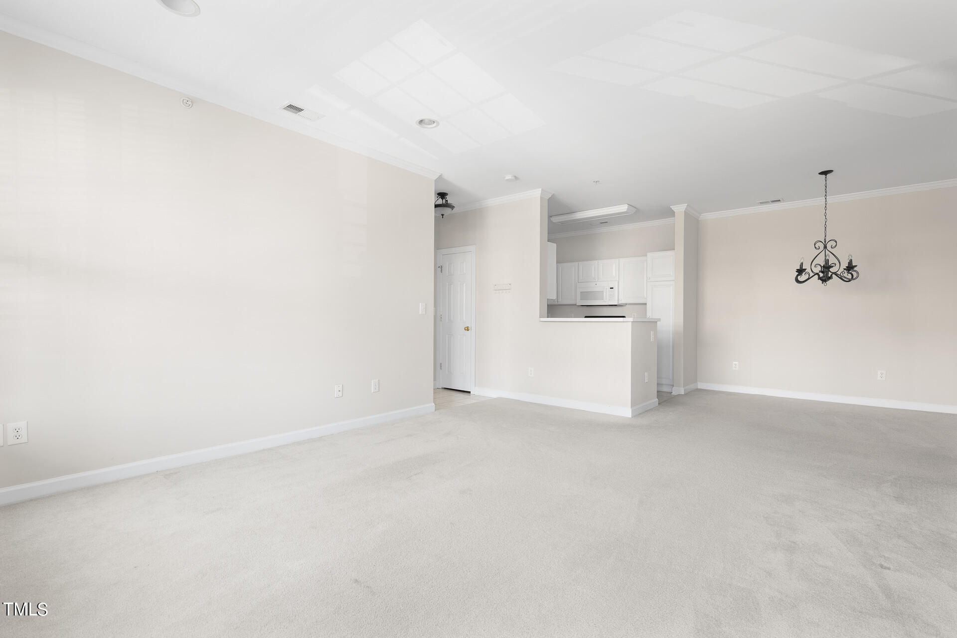 520 Aberdeen Drive # 304