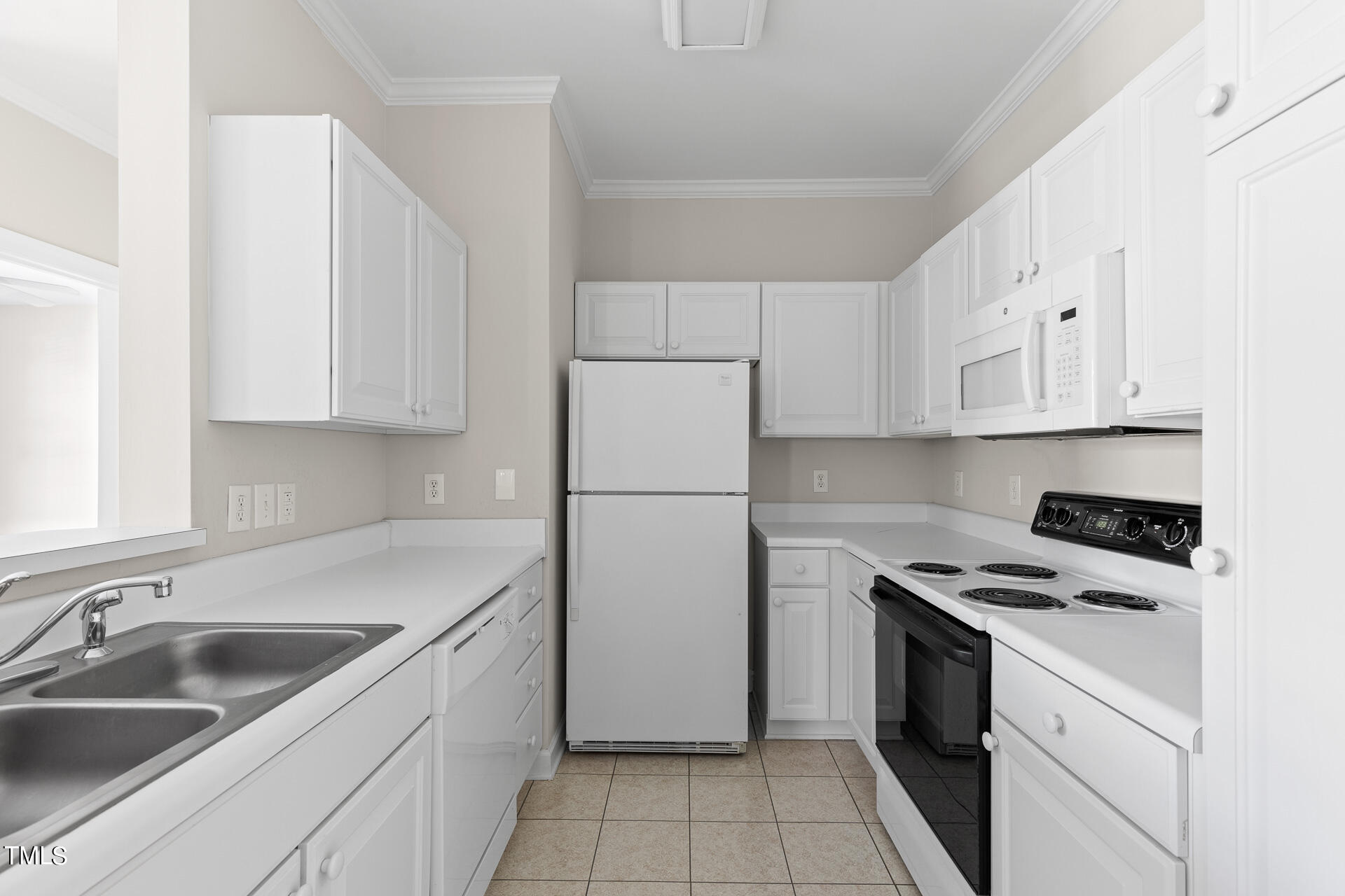 520 Aberdeen Drive # 304