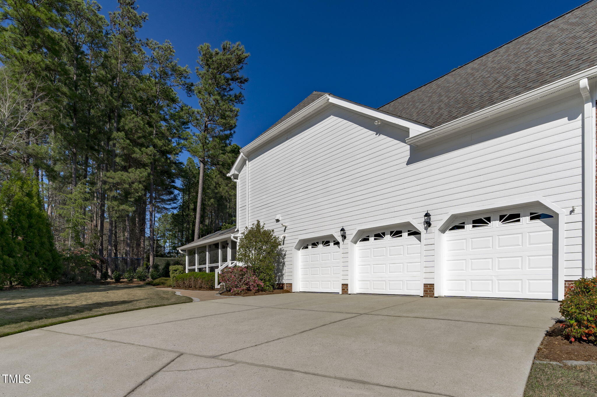 400 Preston Village Way