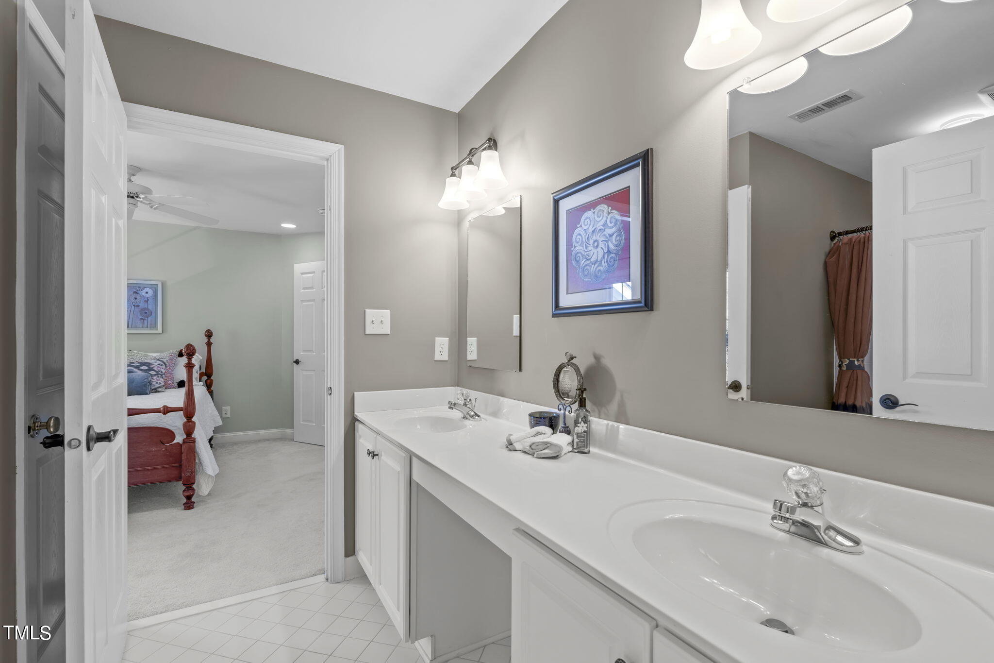 400 Preston Village Way