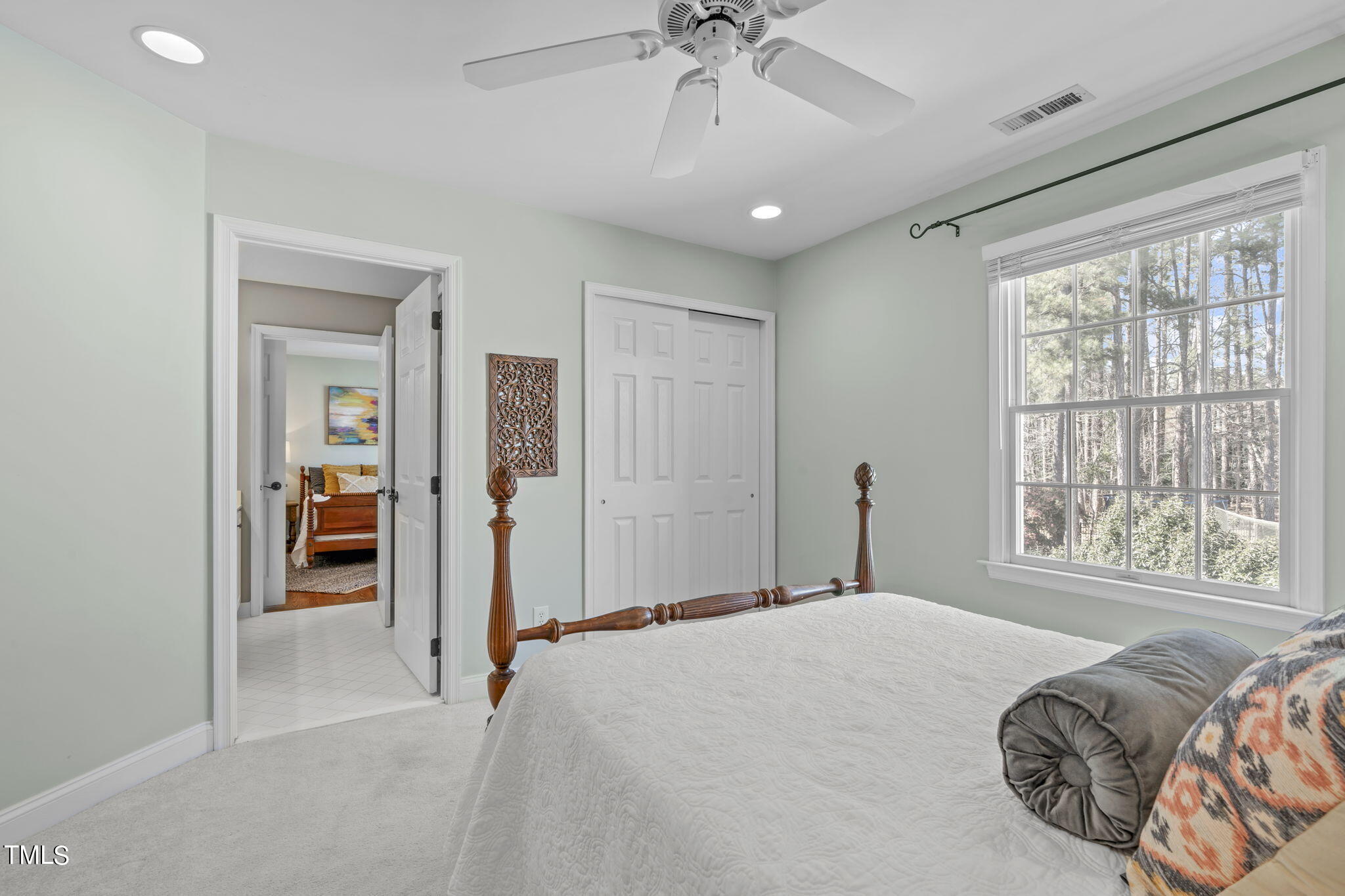 400 Preston Village Way