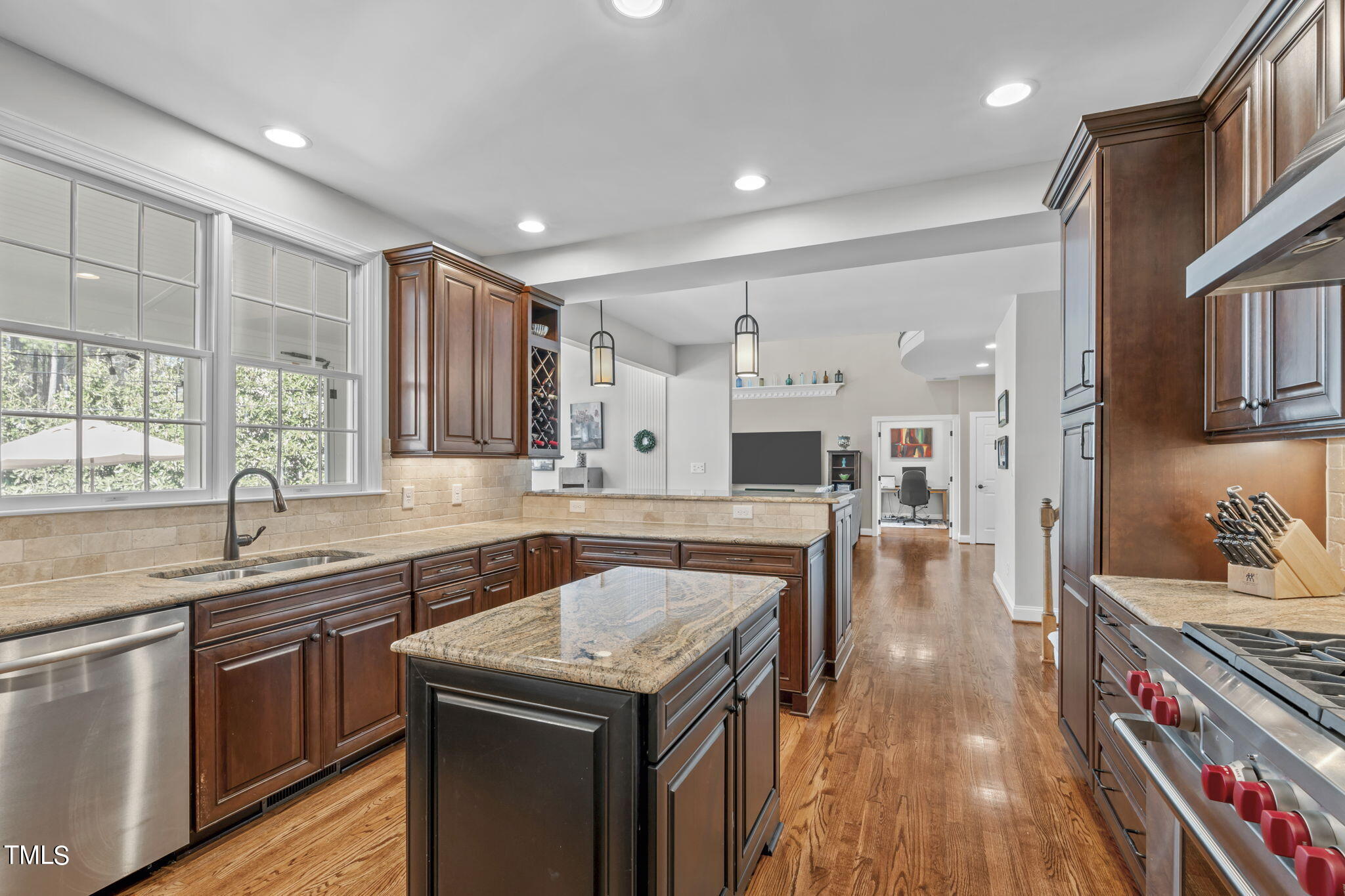 400 Preston Village Way