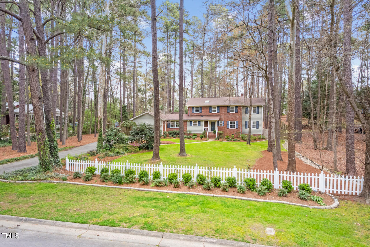 2528 Wrightwood Avenue