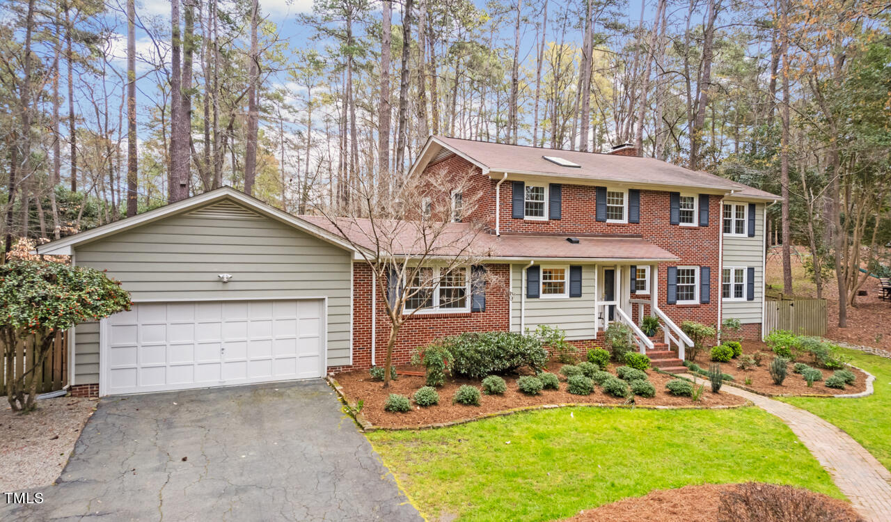 2528 Wrightwood Avenue