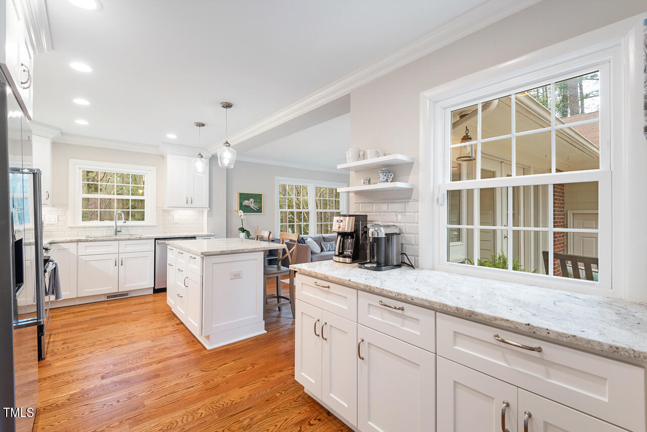 2528 Wrightwood Avenue