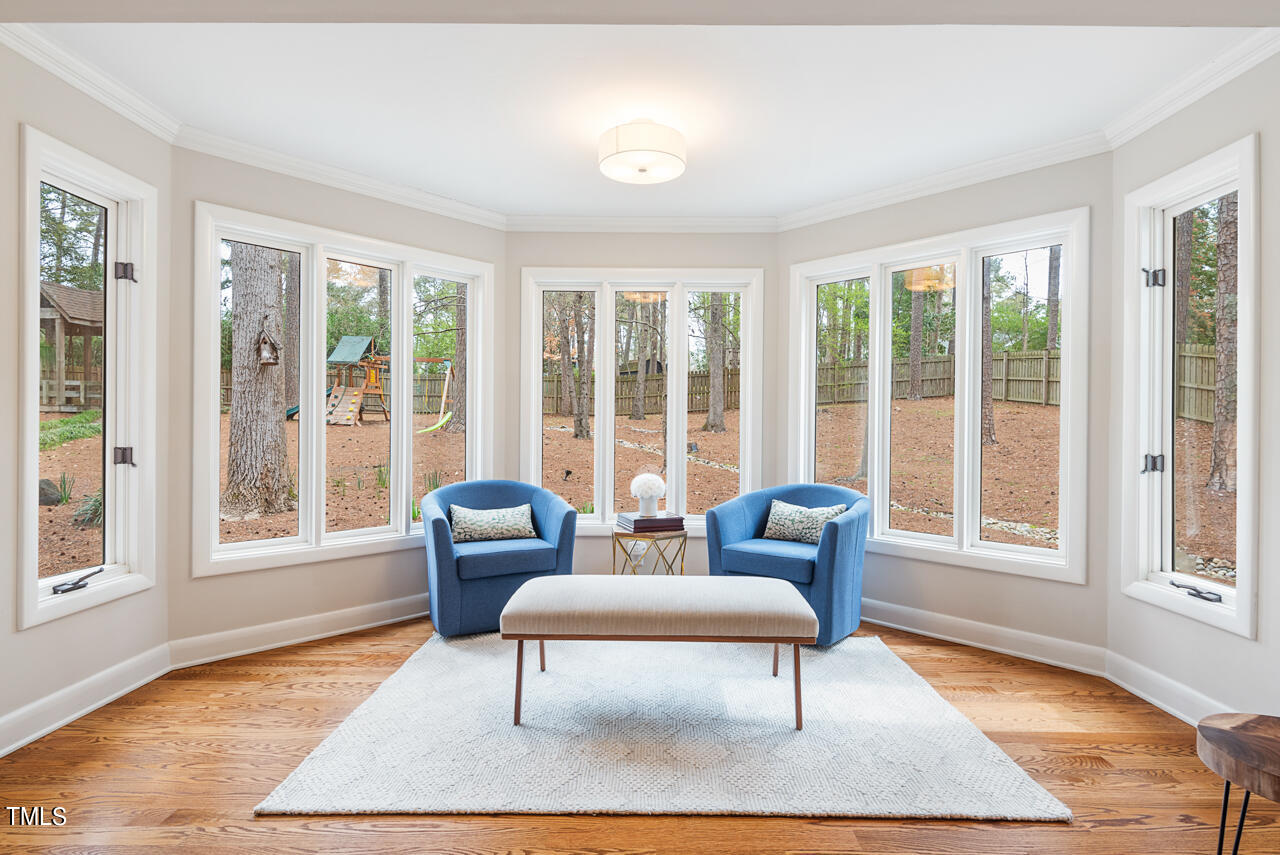 2528 Wrightwood Avenue