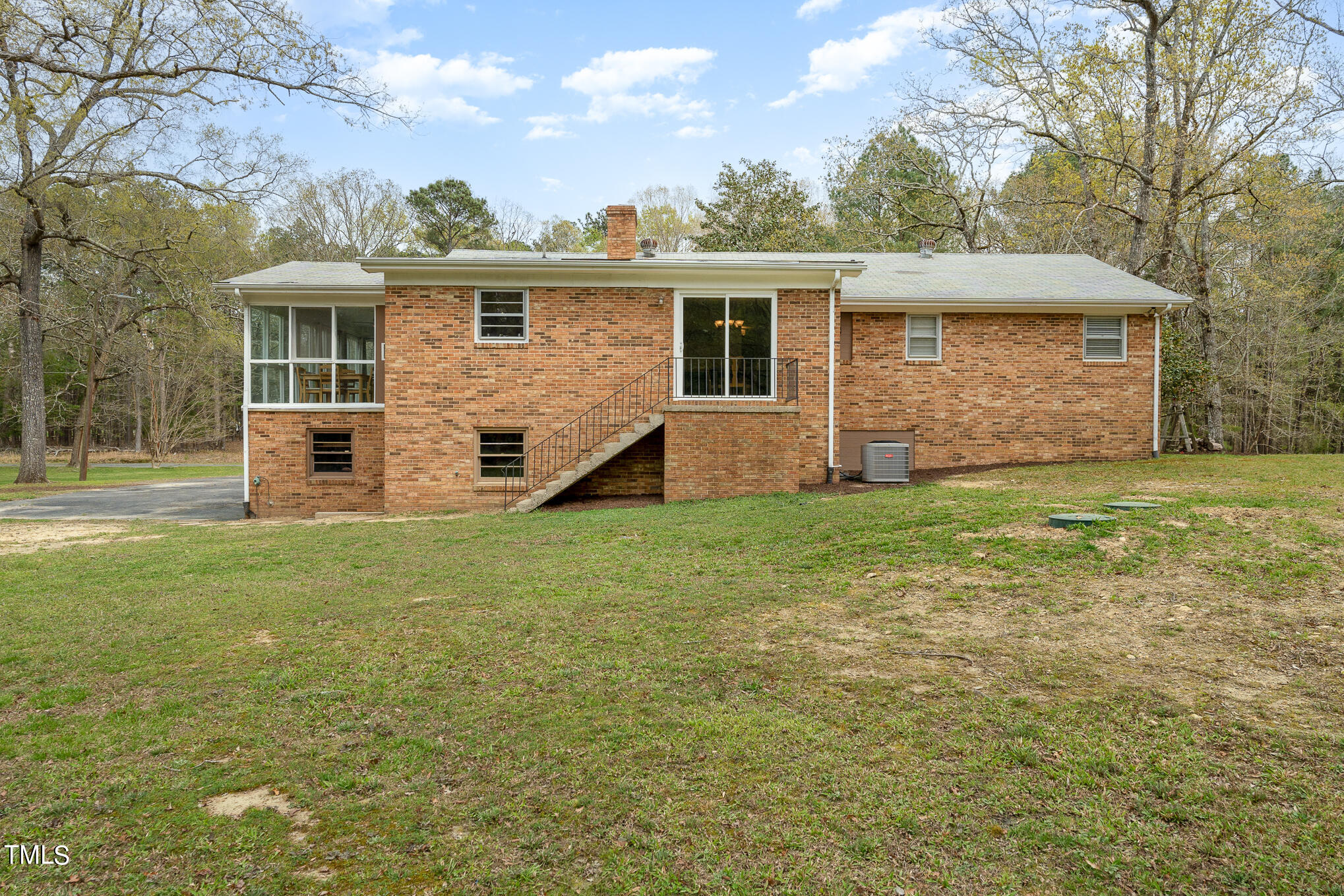 4407 Mcdermott Drive