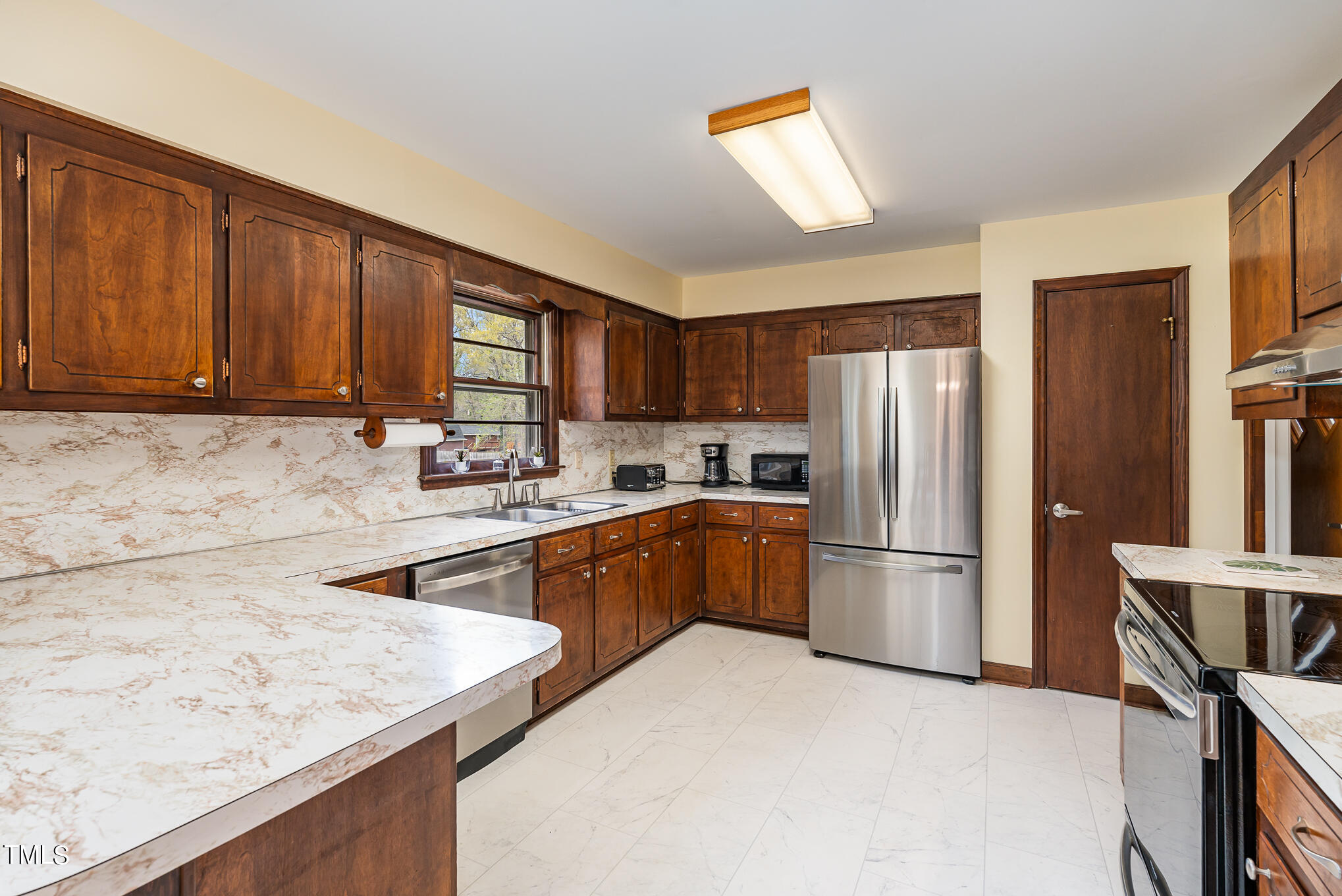 4407 Mcdermott Drive