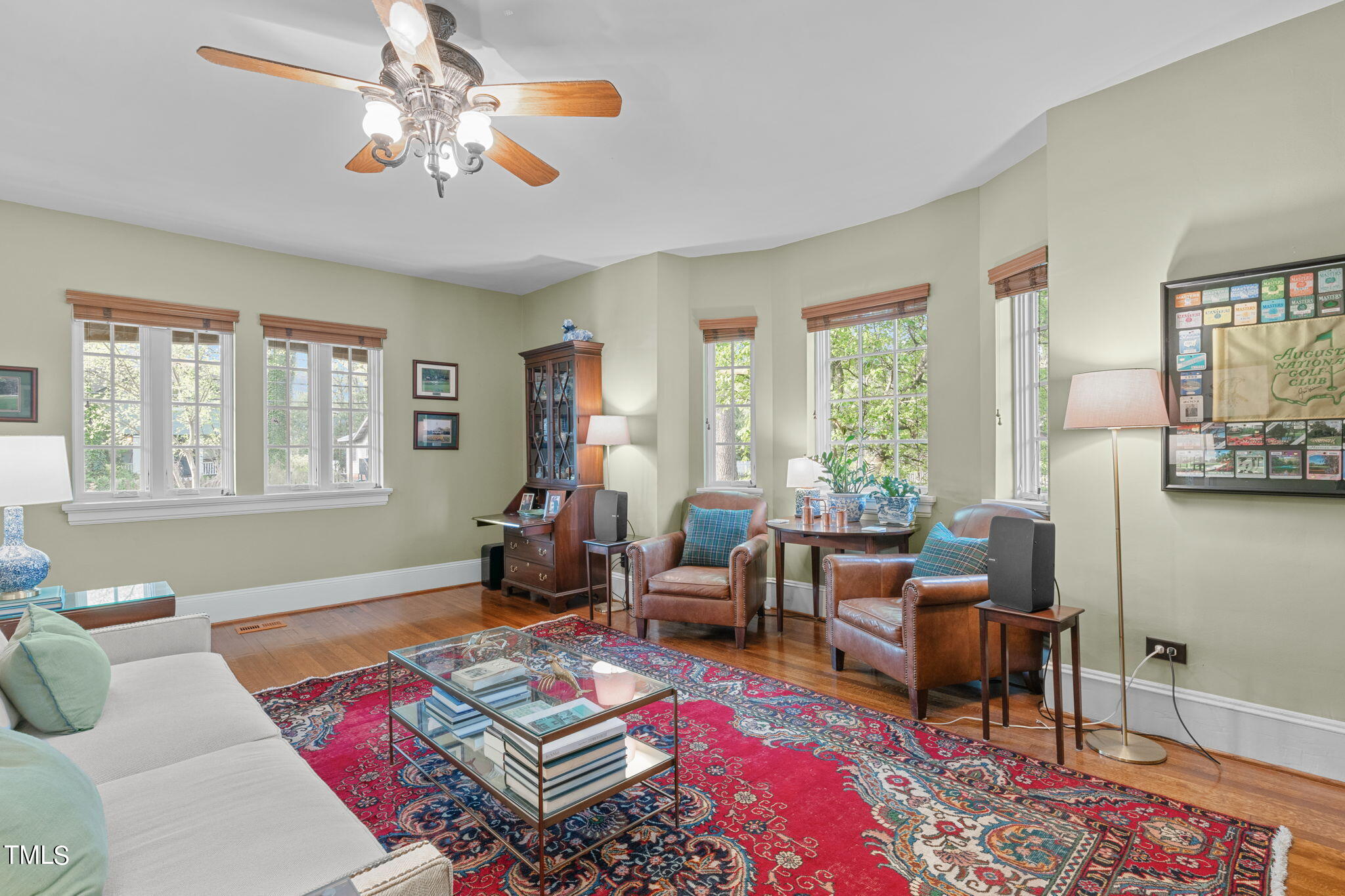 401 E Trinity Avenue