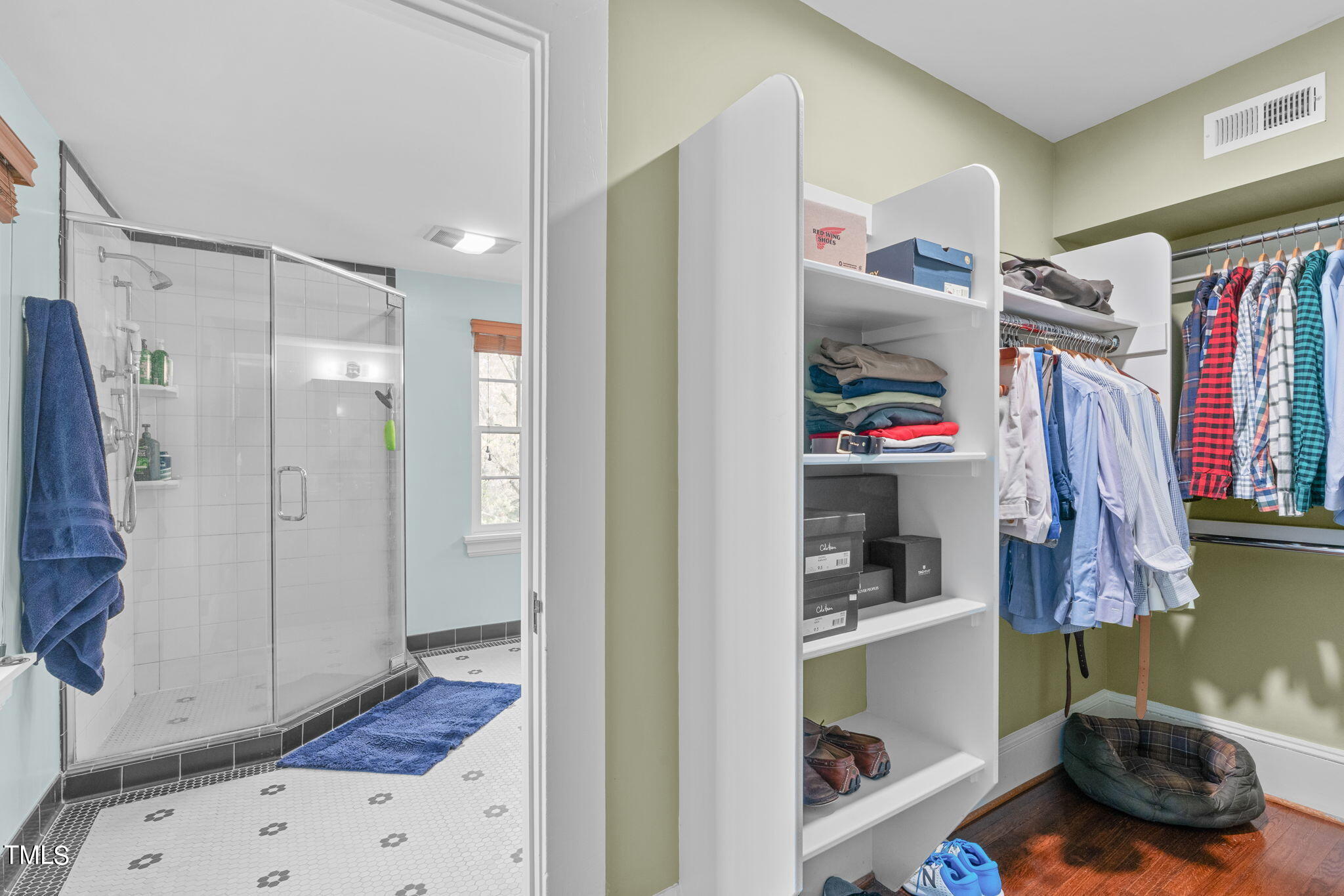 401 E Trinity Avenue