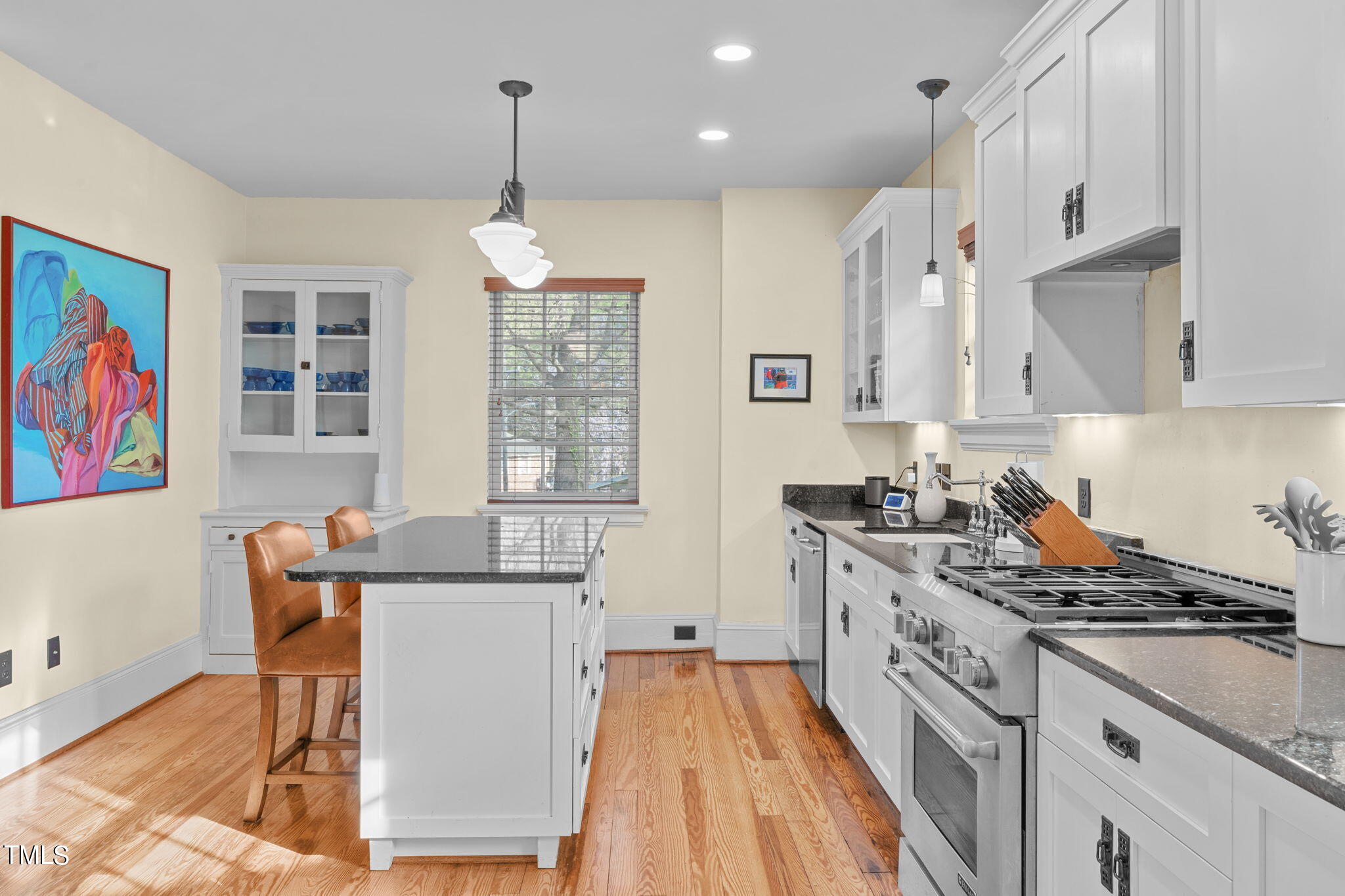 401 E Trinity Avenue