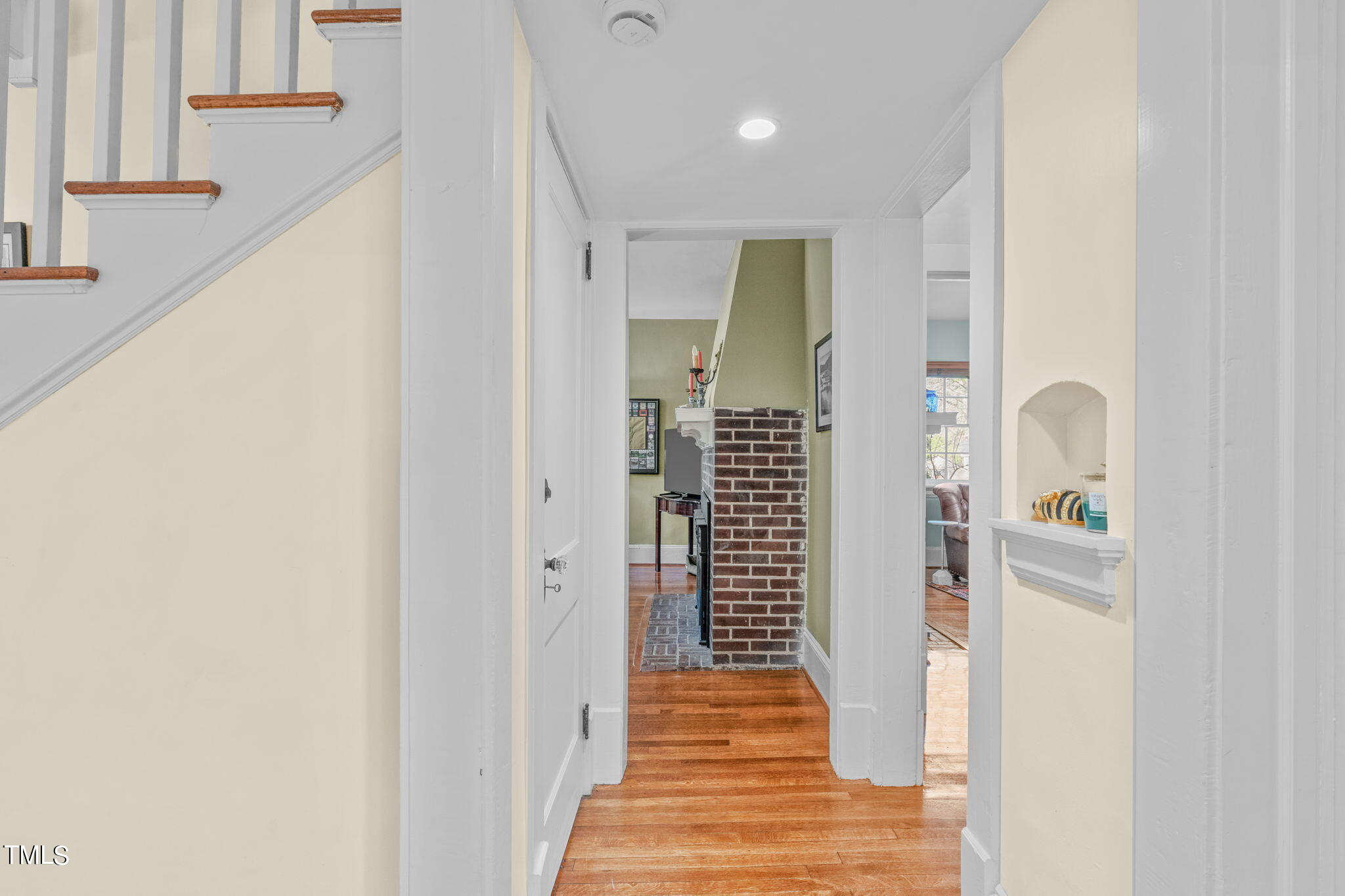 401 E Trinity Avenue