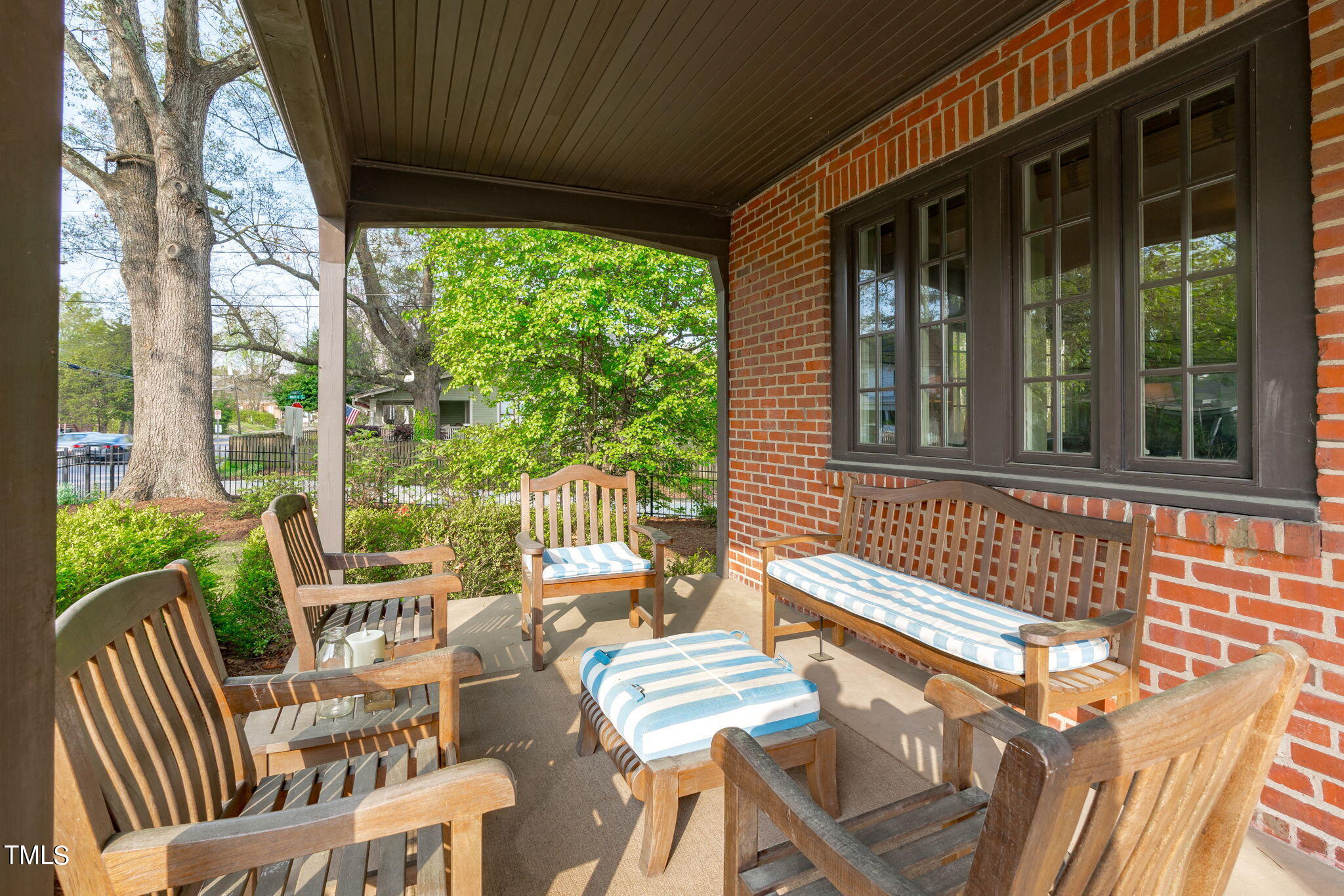 401 E Trinity Avenue