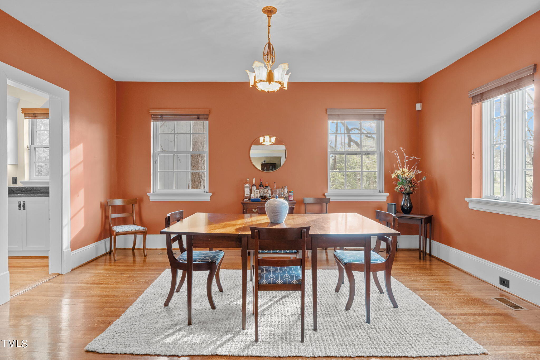 401 E Trinity Avenue