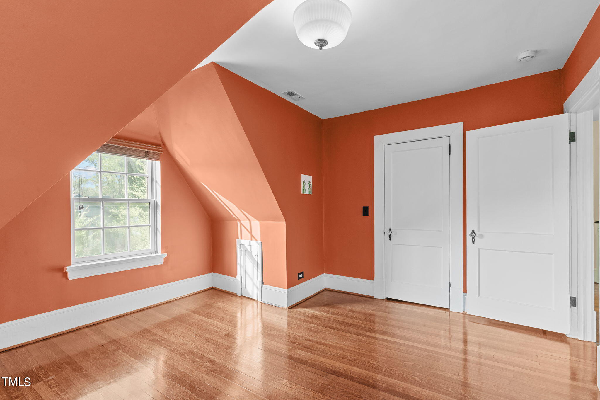 401 E Trinity Avenue