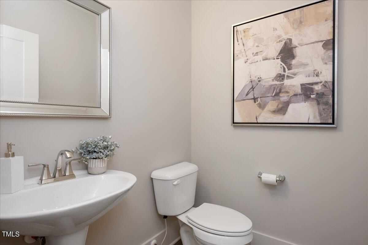 3725 Stonegate Drive