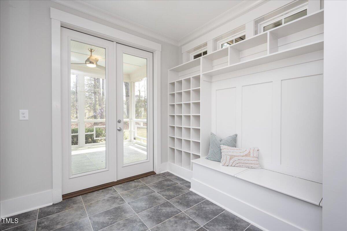 3725 Stonegate Drive