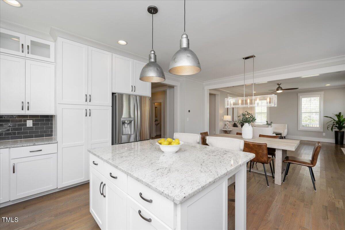 3725 Stonegate Drive