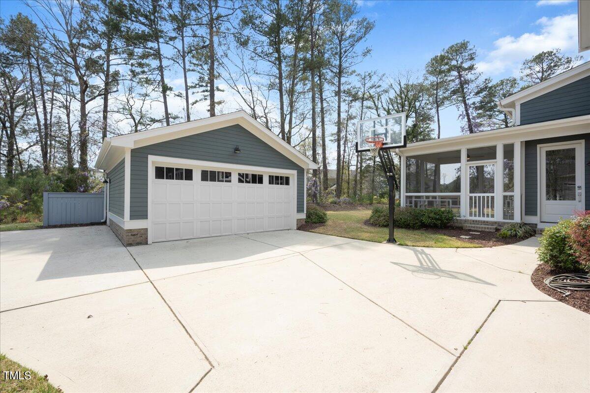 3725 Stonegate Drive