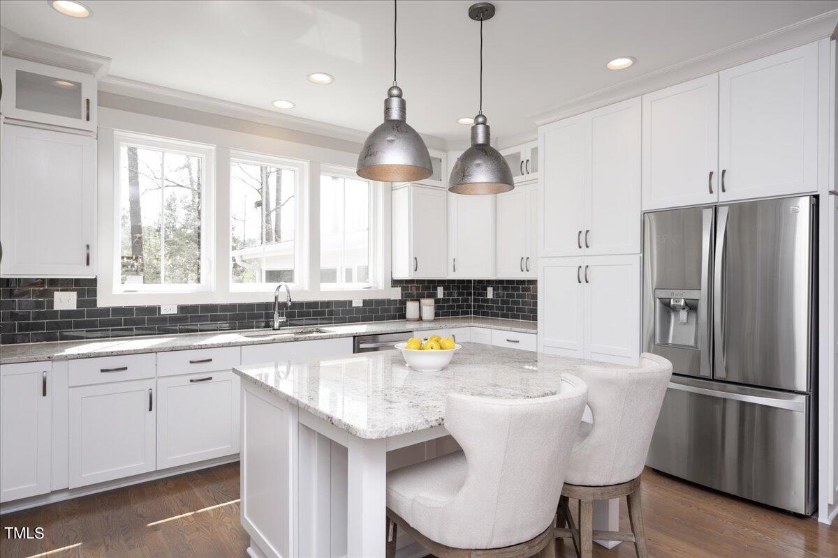 3725 Stonegate Drive