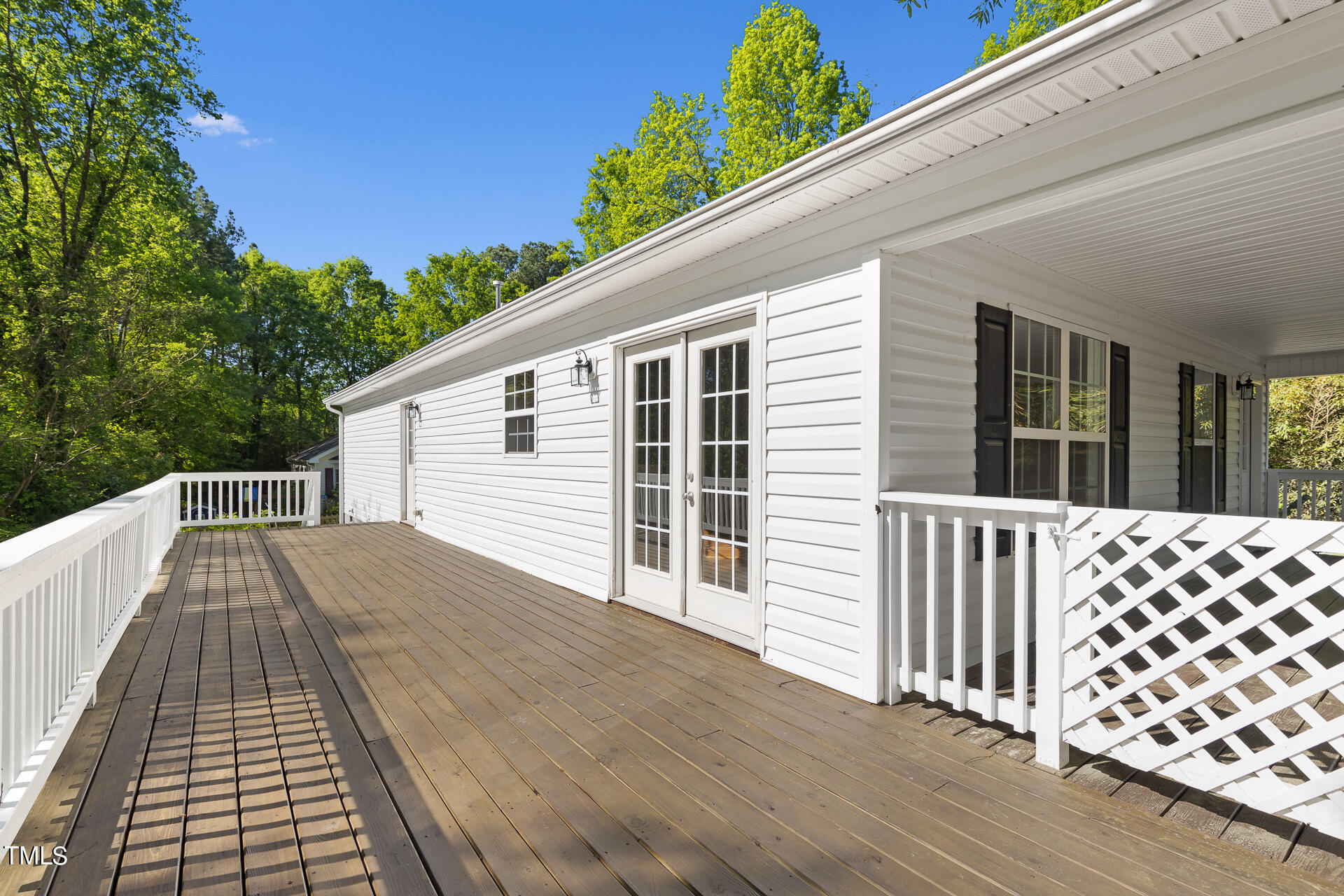 1103 W Murray Avenue