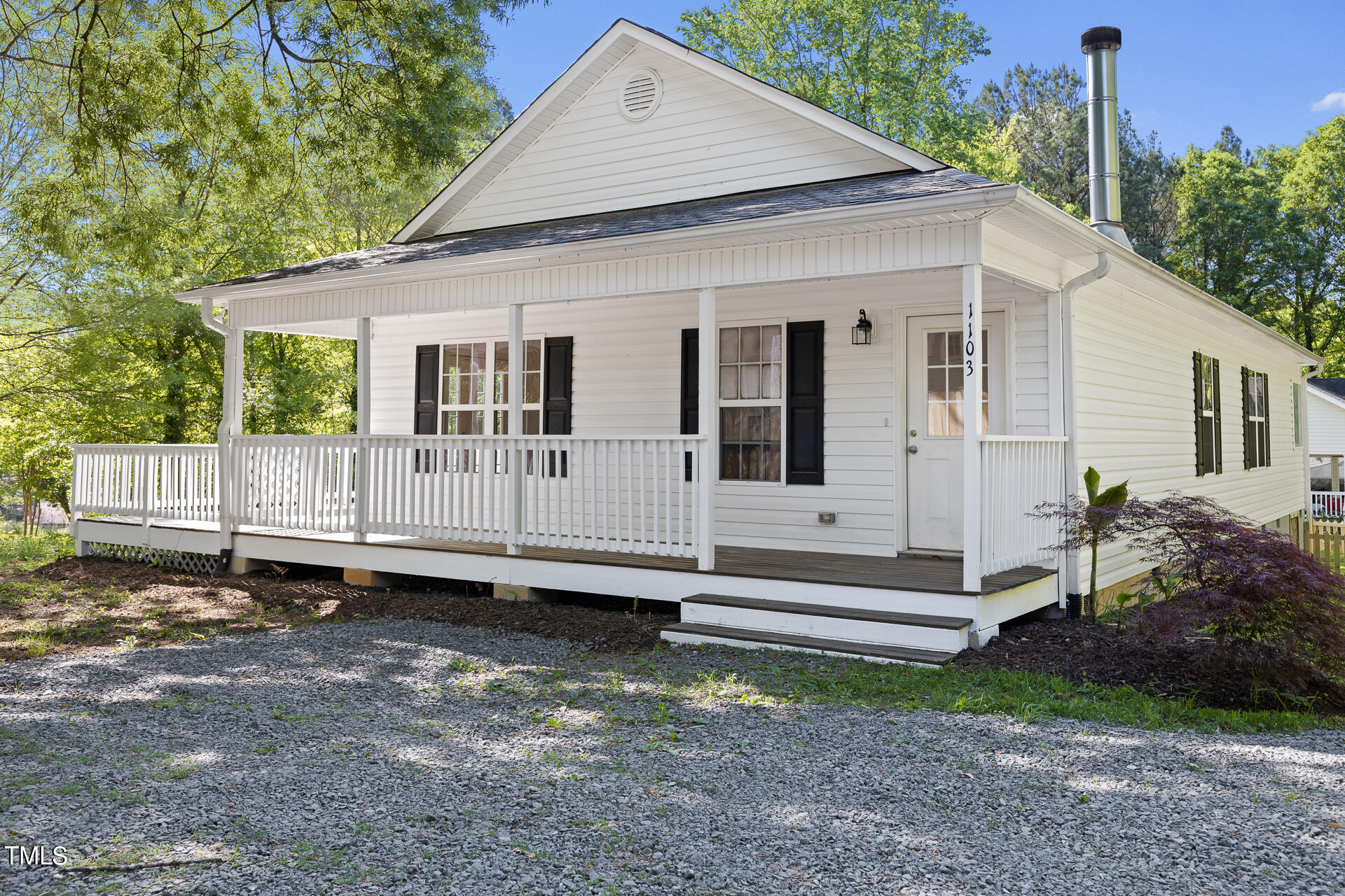 1103 W Murray Avenue