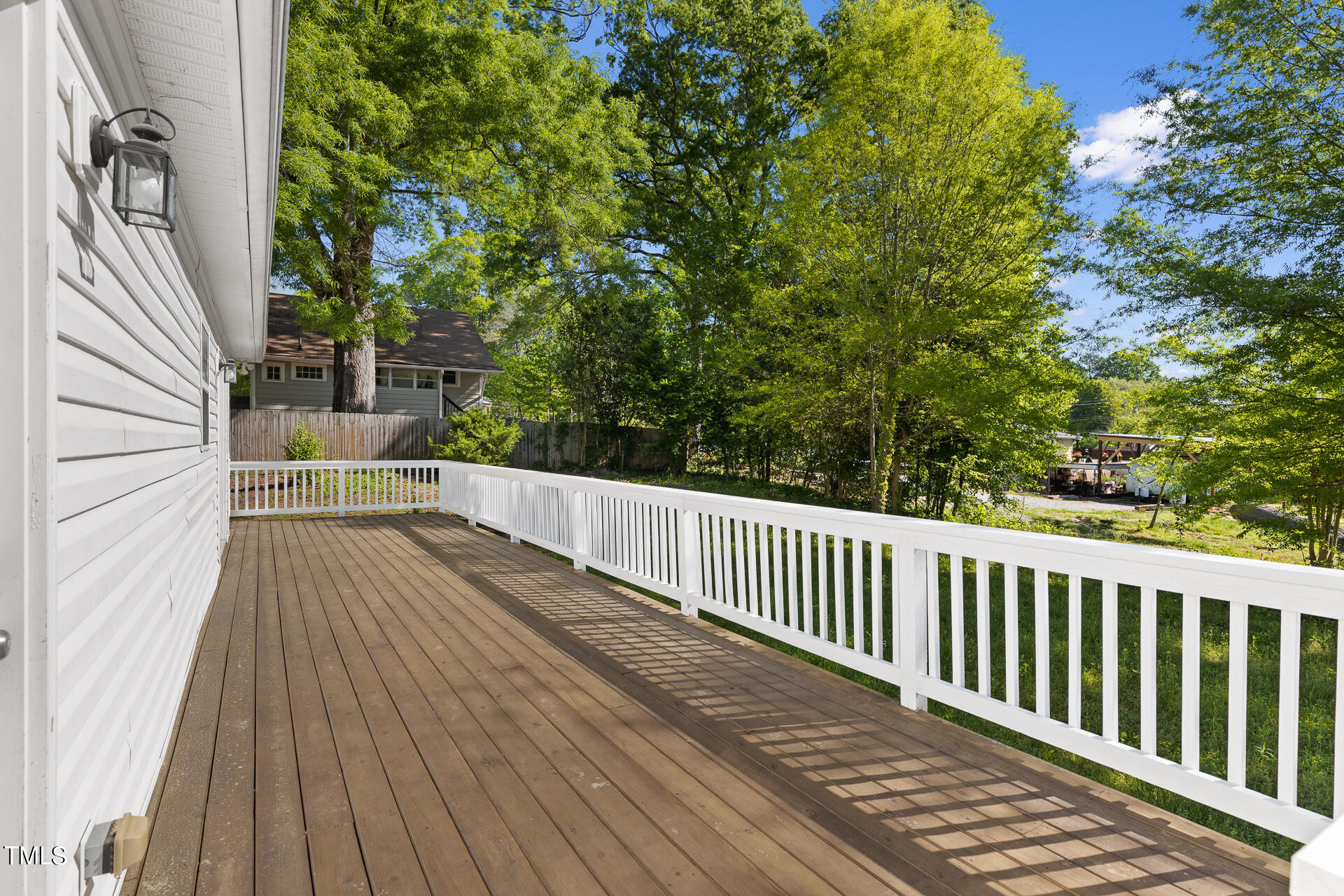 1103 W Murray Avenue