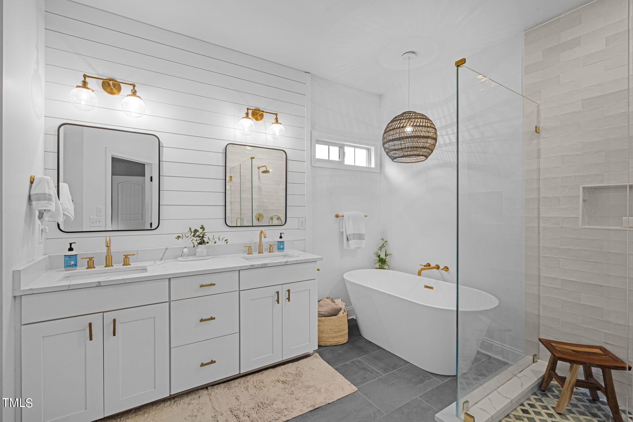 4621 Myra Glen Place