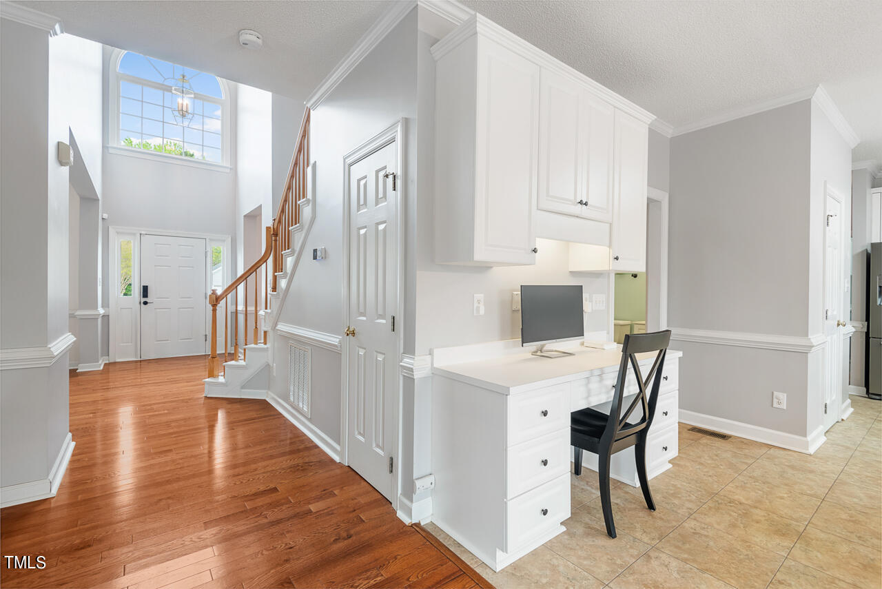 5209 Harrington Grove Drive