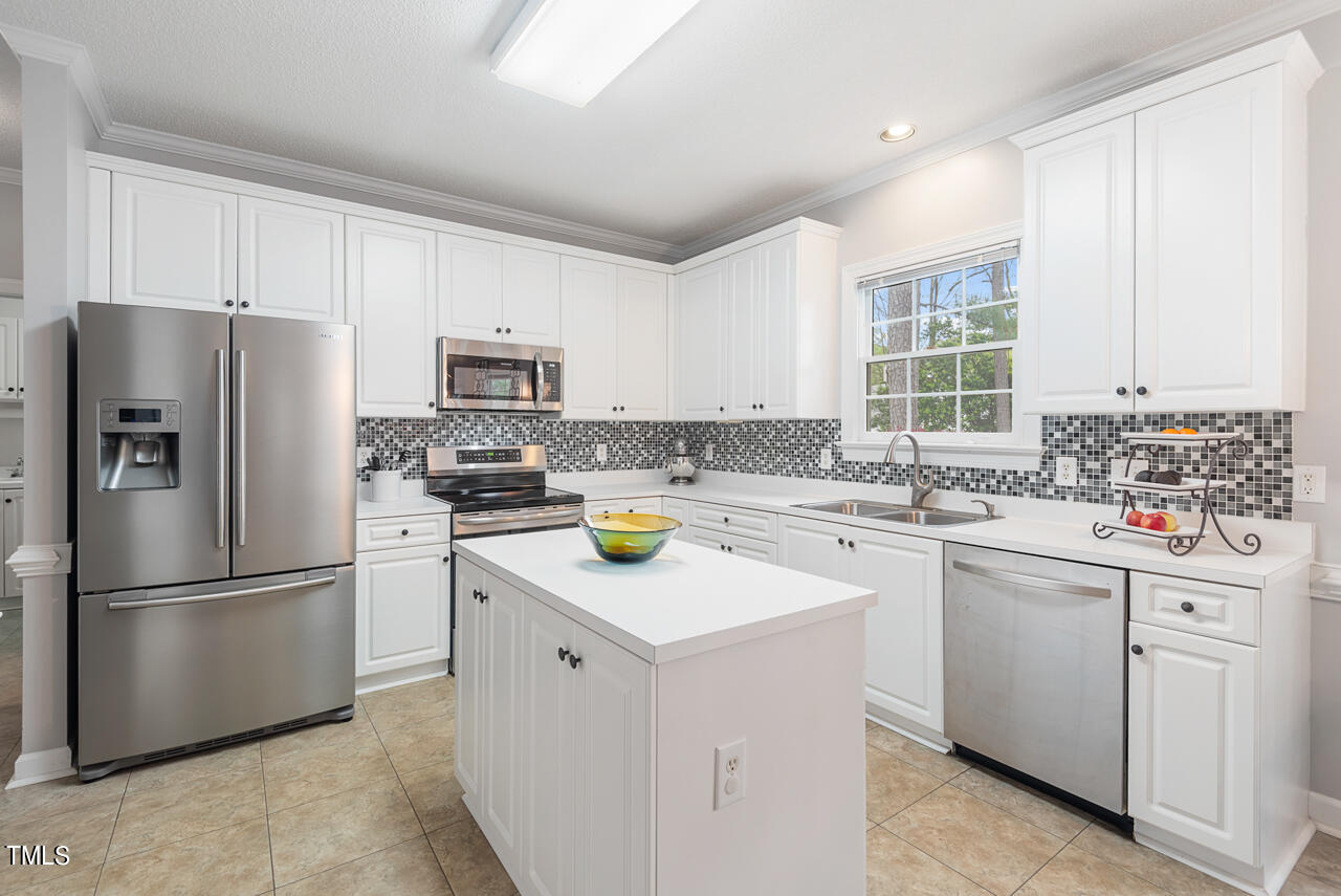 5209 Harrington Grove Drive