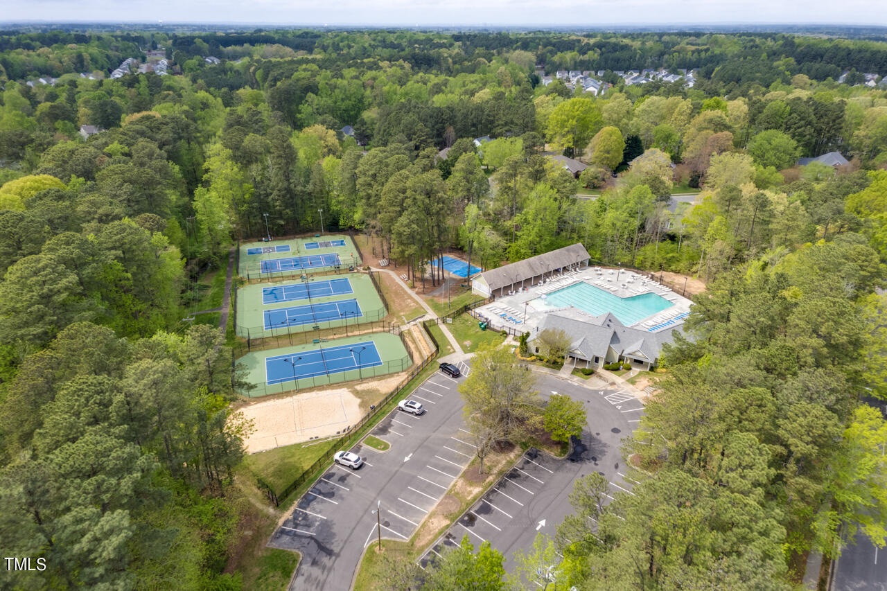 5209 Harrington Grove Drive