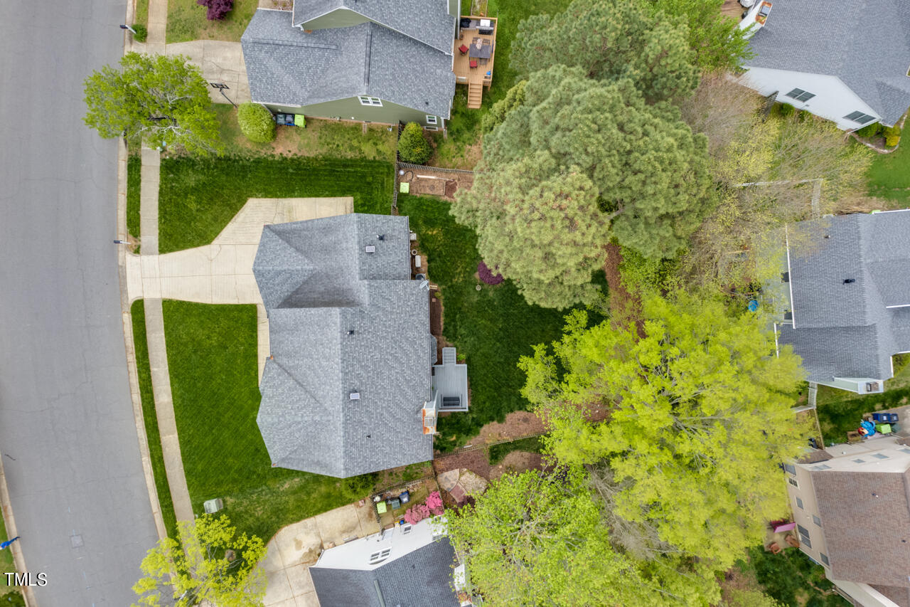 5209 Harrington Grove Drive