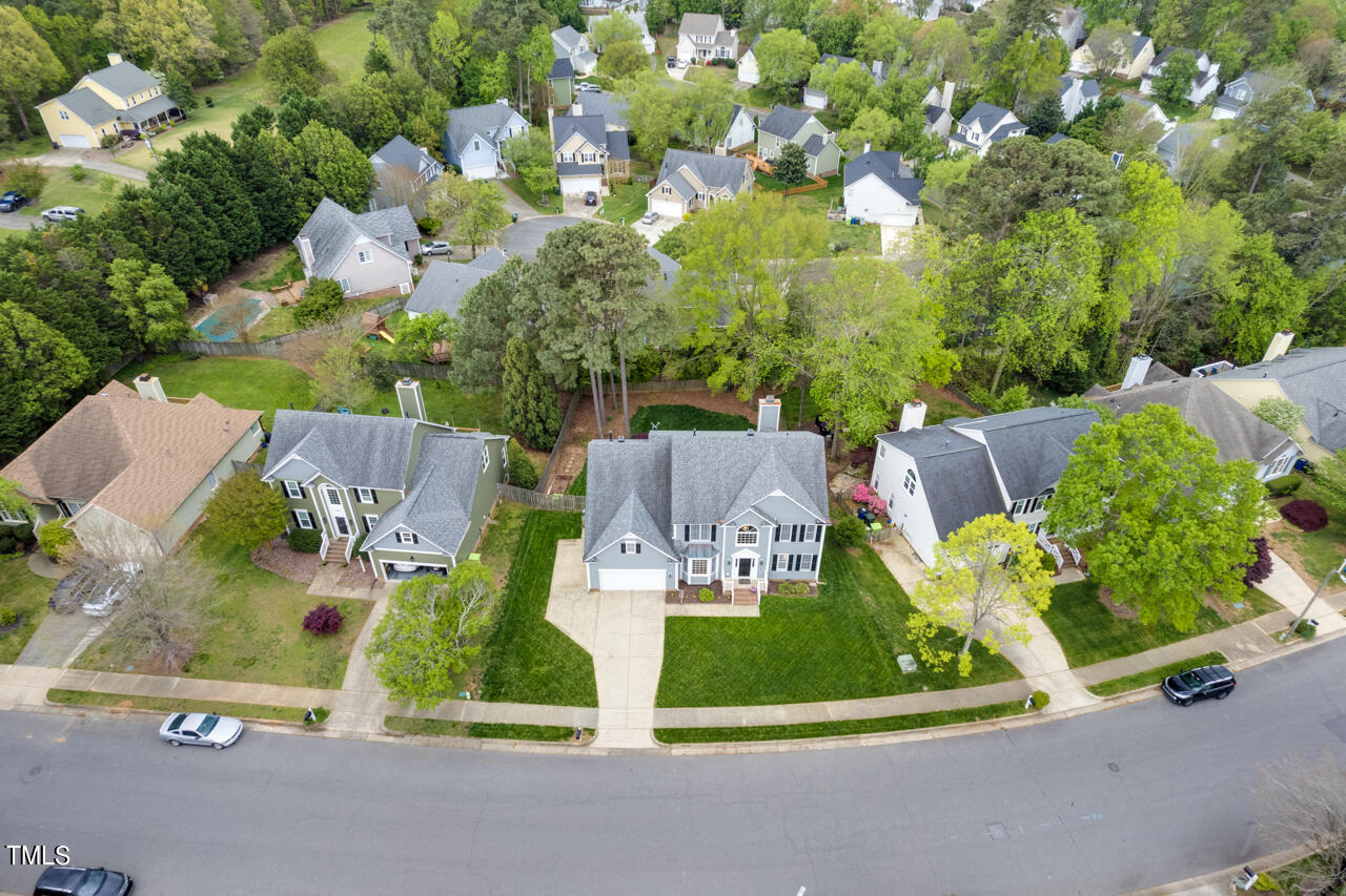 5209 Harrington Grove Drive