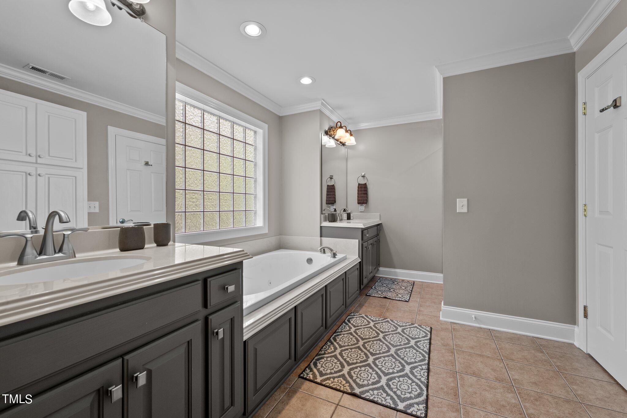 3000 Timberlyne Court