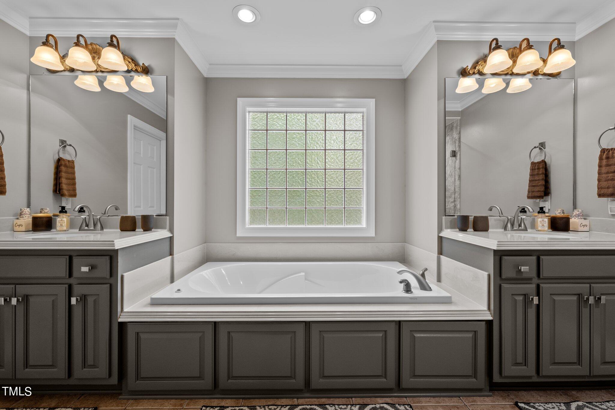 3000 Timberlyne Court