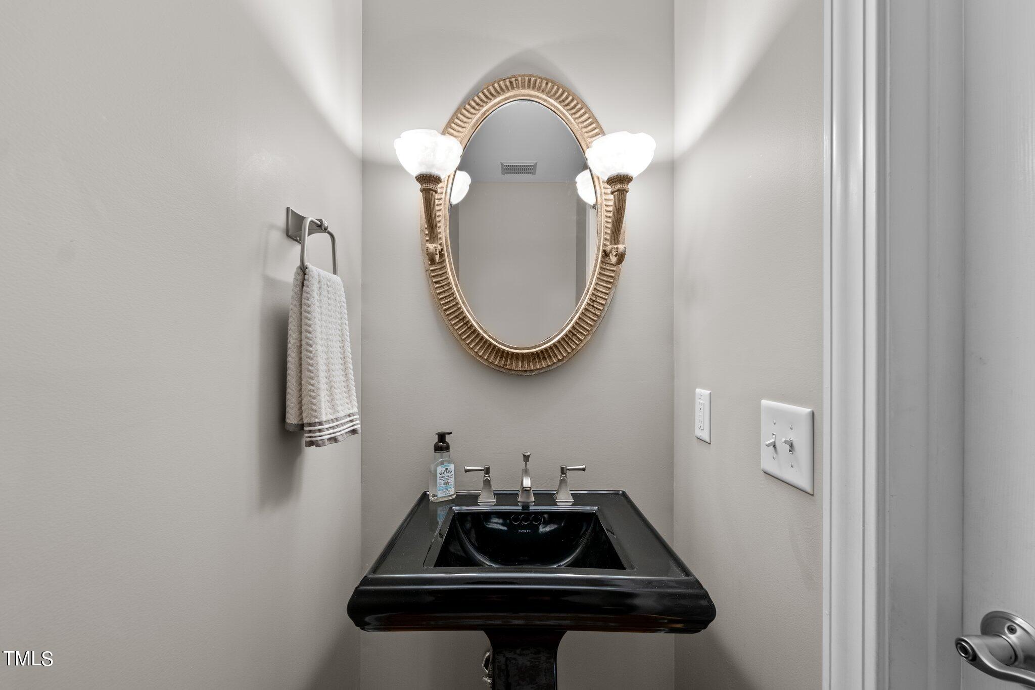 3000 Timberlyne Court