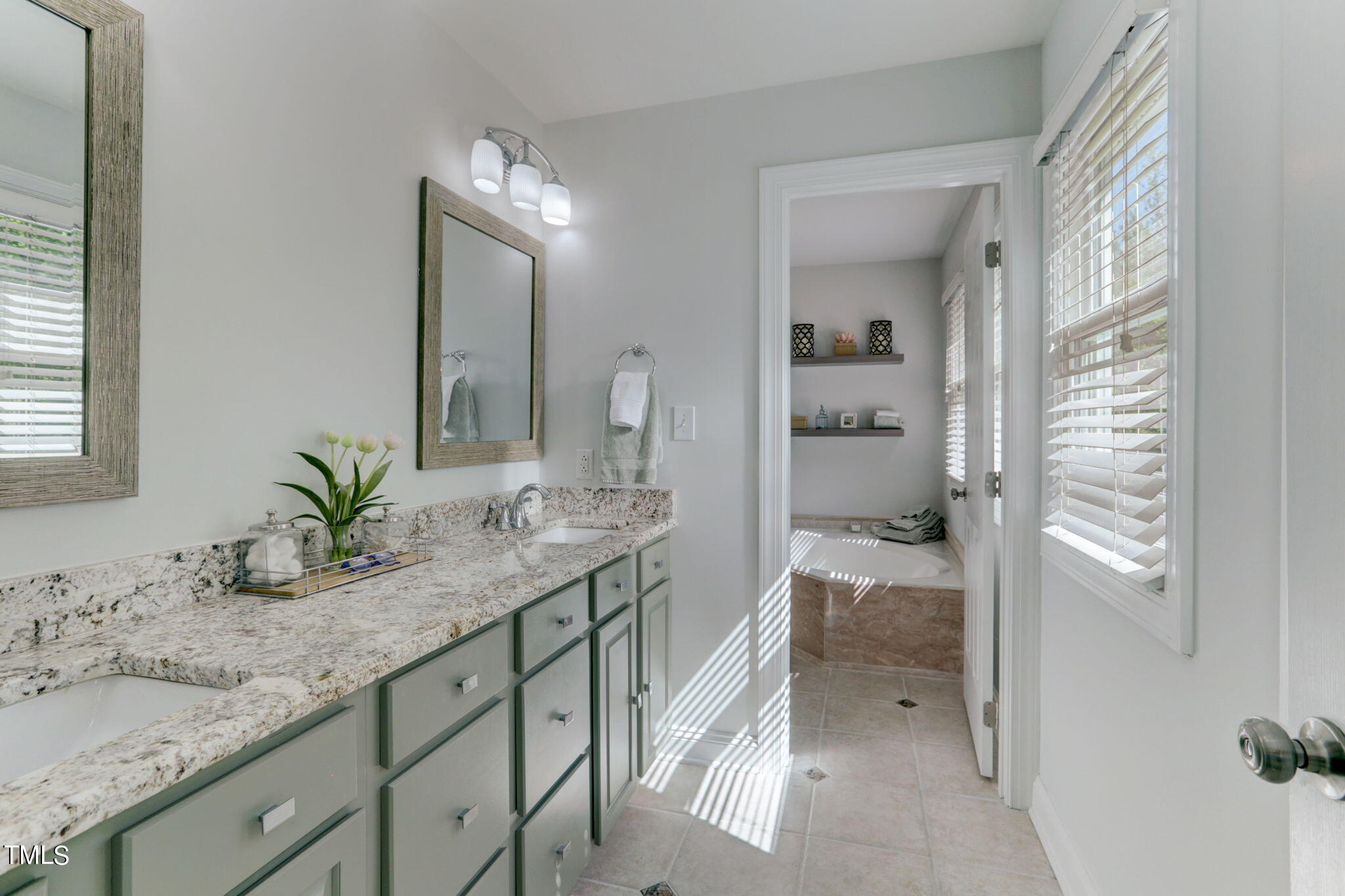 1029 Sunset Meadows Drive