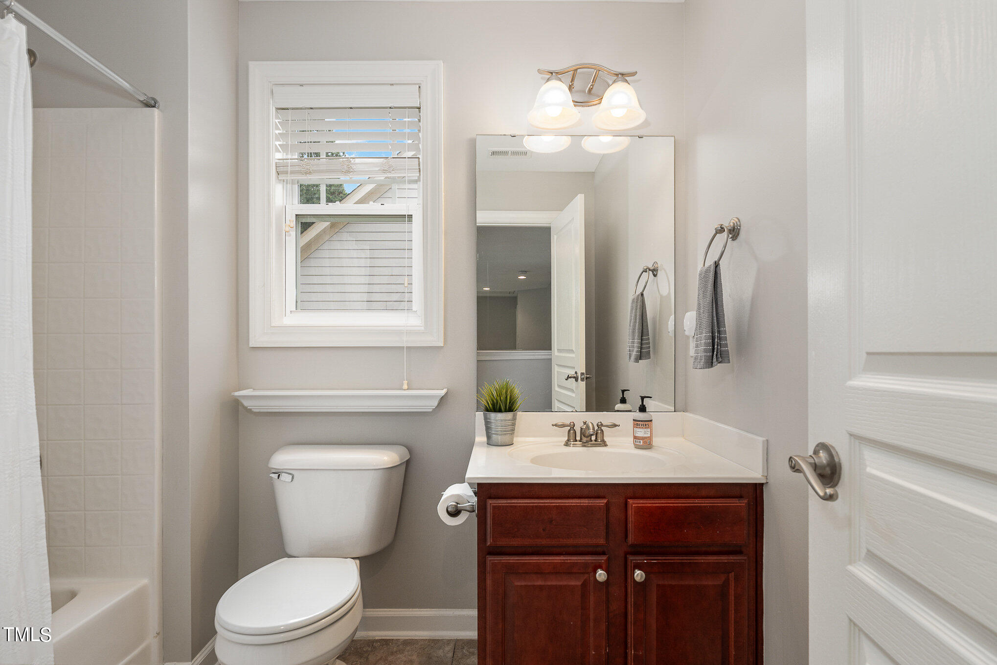 7111 Montibillo Parkway