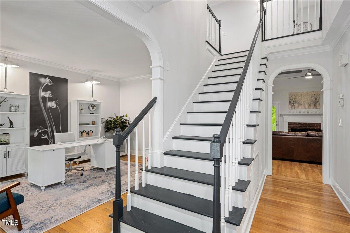 1517 Brightwater Court